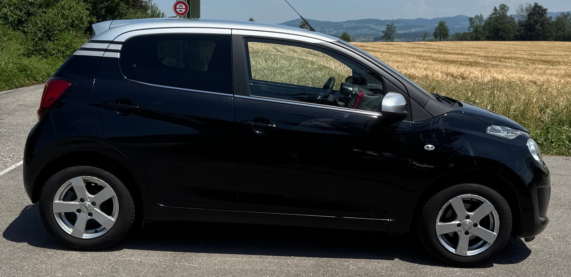 CITROEN C1 1.0 VTi ETG5 Shine Edition-image-8