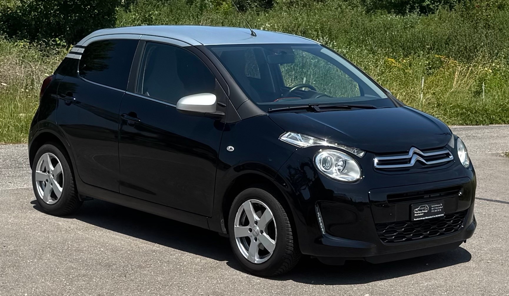 CITROEN C1 1.0 VTi ETG5 Shine Edition-image-9
