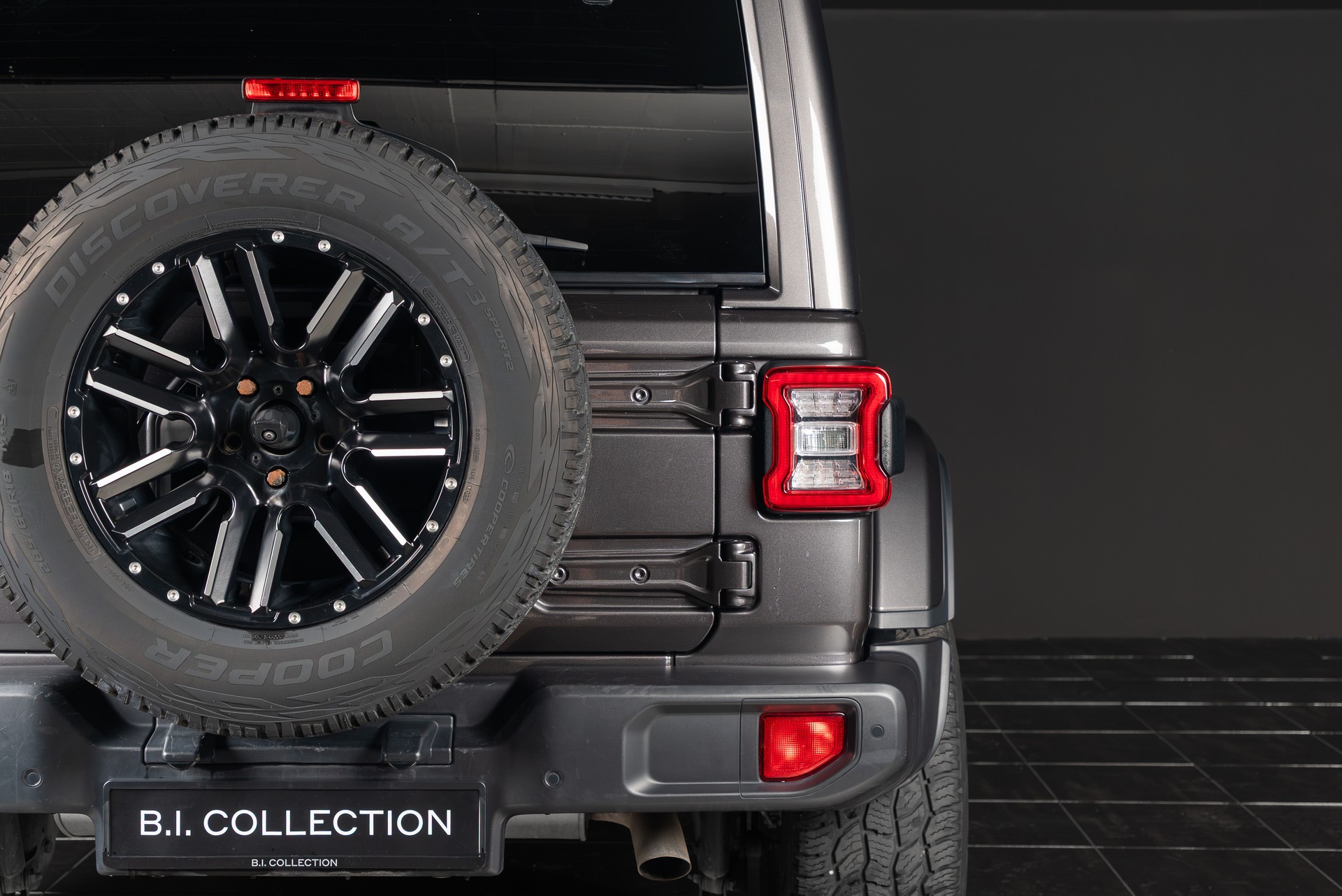 JEEP Wrangler 2.0 PHEV Unlimited 80th Anniversary Automatic-image-8
