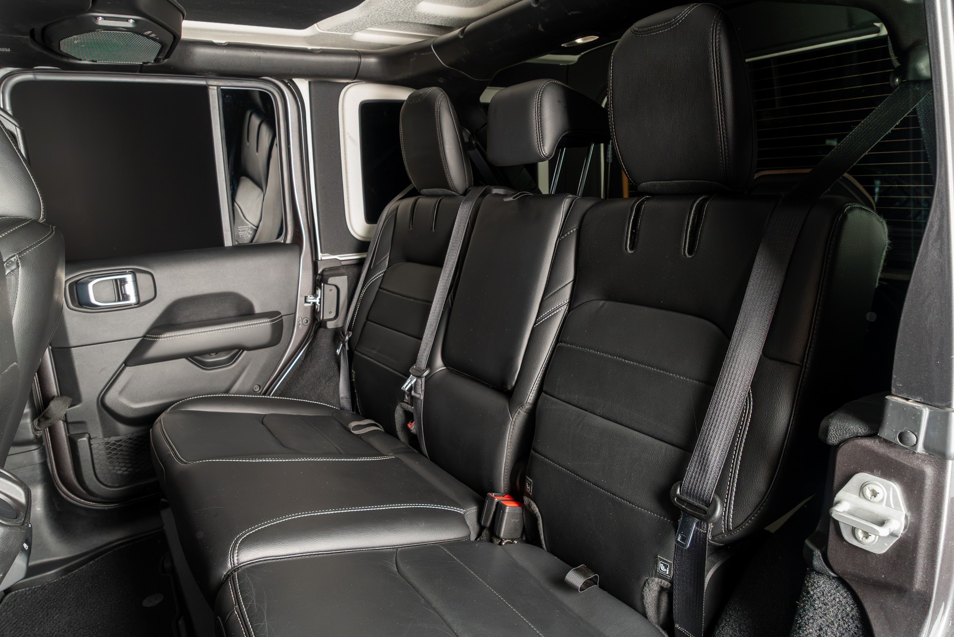 JEEP Wrangler 2.0 PHEV Unlimited 80th Anniversary Automatic-image-15