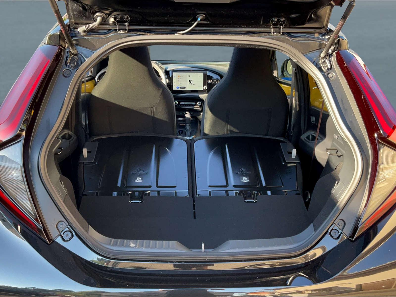 TOYOTA Aygo X 1.5 VVT-i HSD GR Sport-image-12