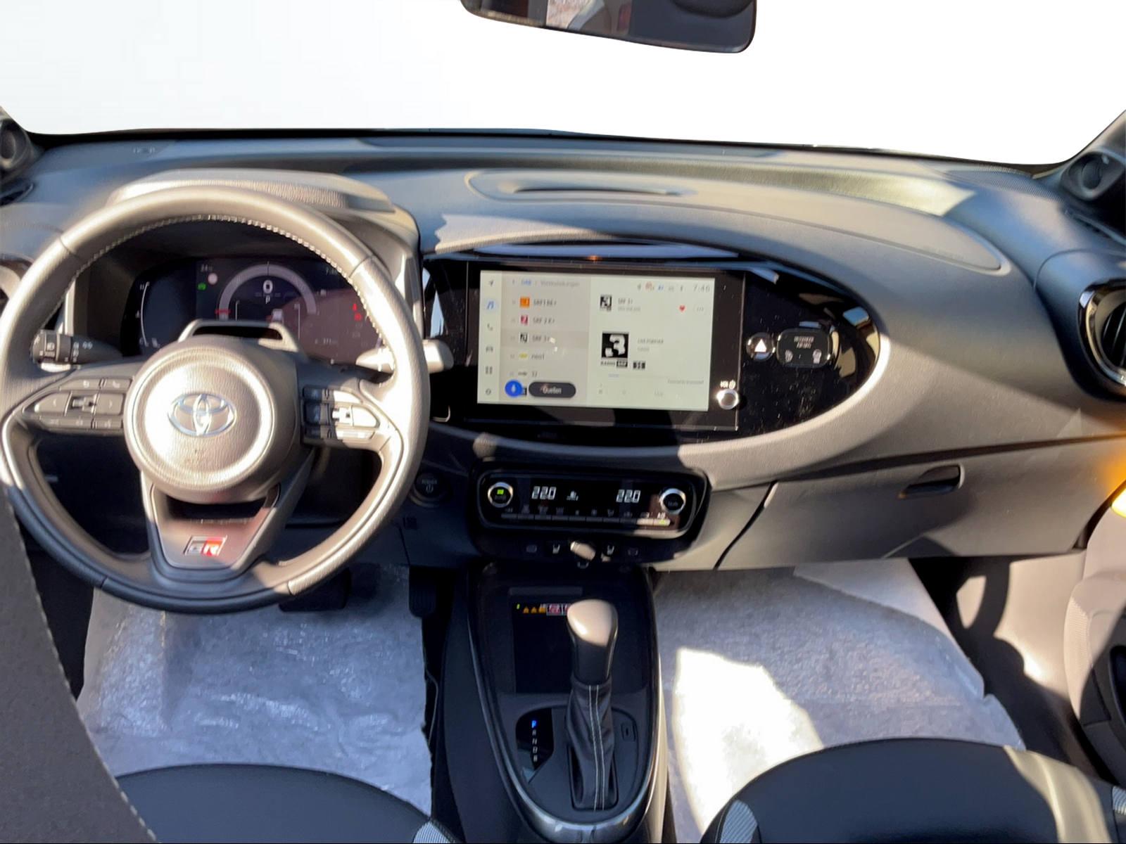 TOYOTA Aygo X 1.5 VVT-i HSD GR Sport-image-8
