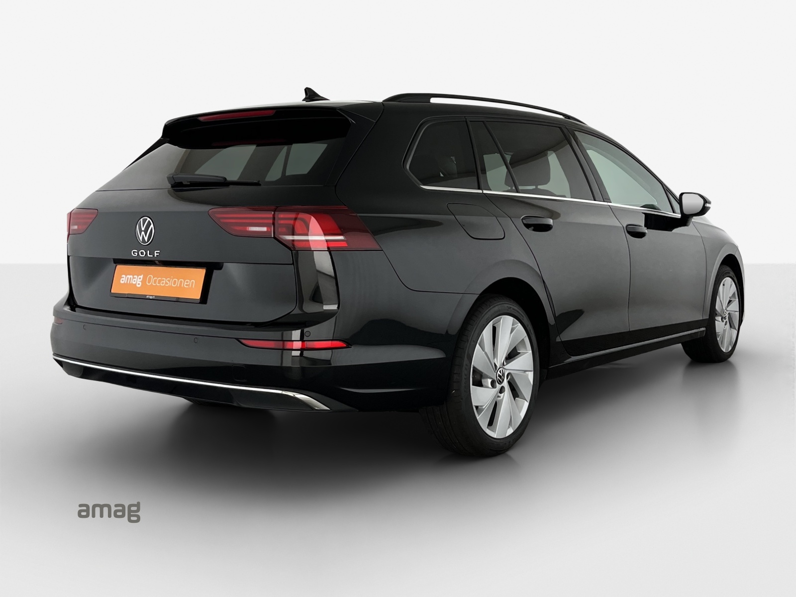 VW Golf Variant 2.0 TDI Style DSG-image-4