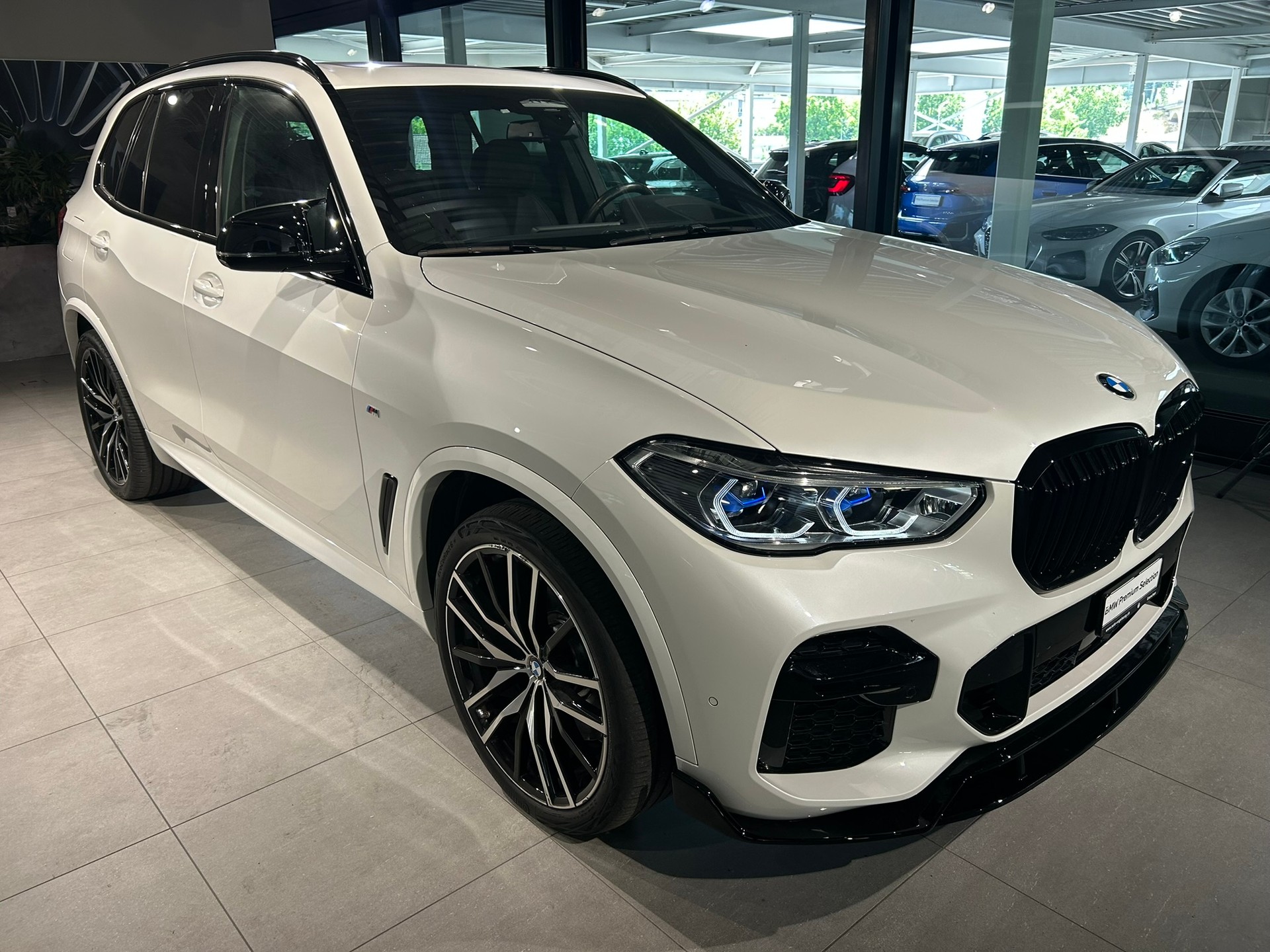 BMW X5 xDrive 48V 40d M Sport Steptronic-image-2