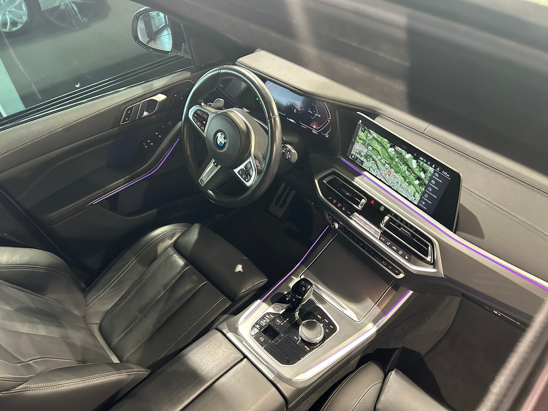 BMW X5 xDrive 48V 40d M Sport Steptronic-image-21