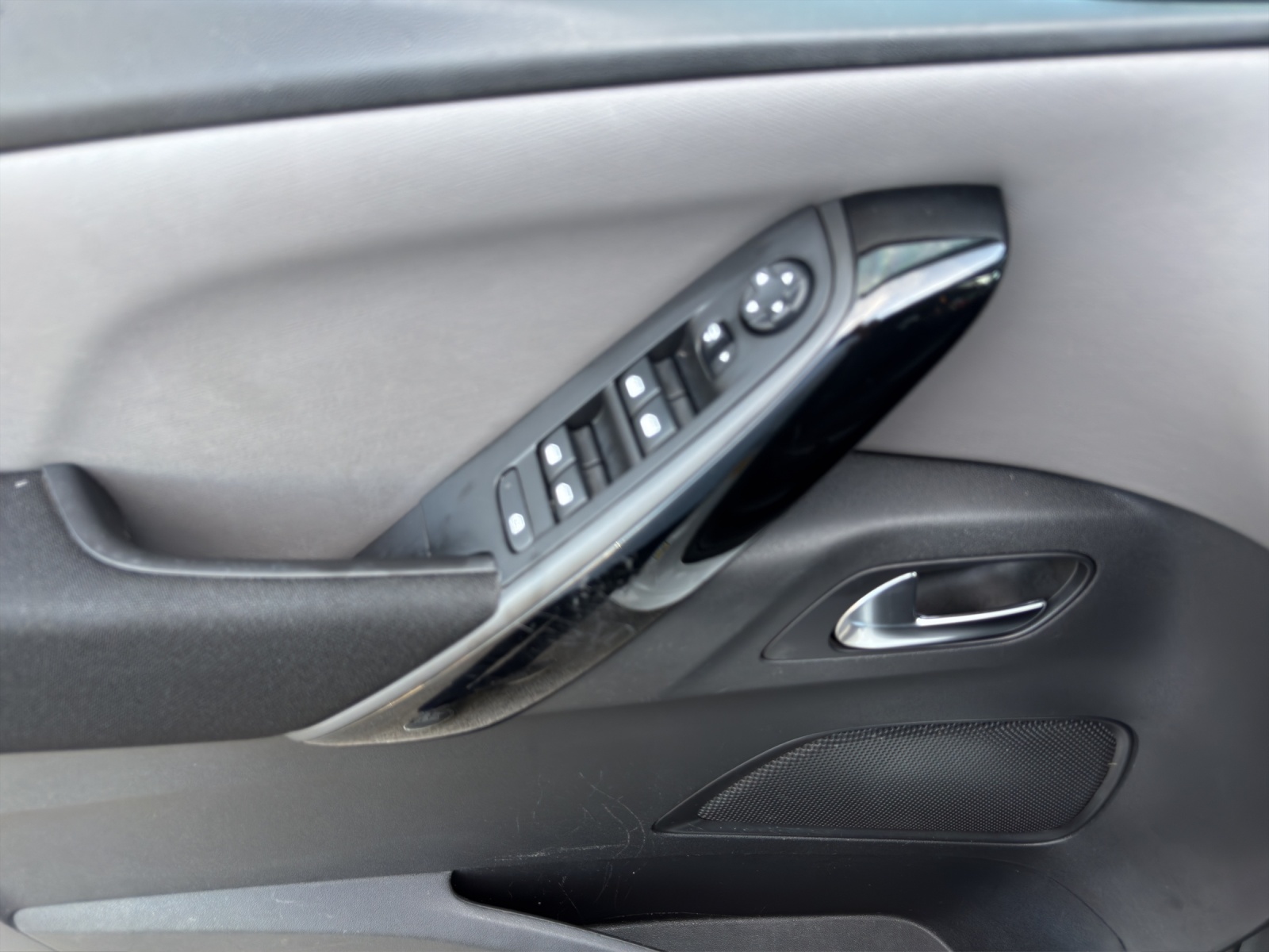 CITROEN C4 Picasso 1.6 BlueHDi Feel EAT6-image-9