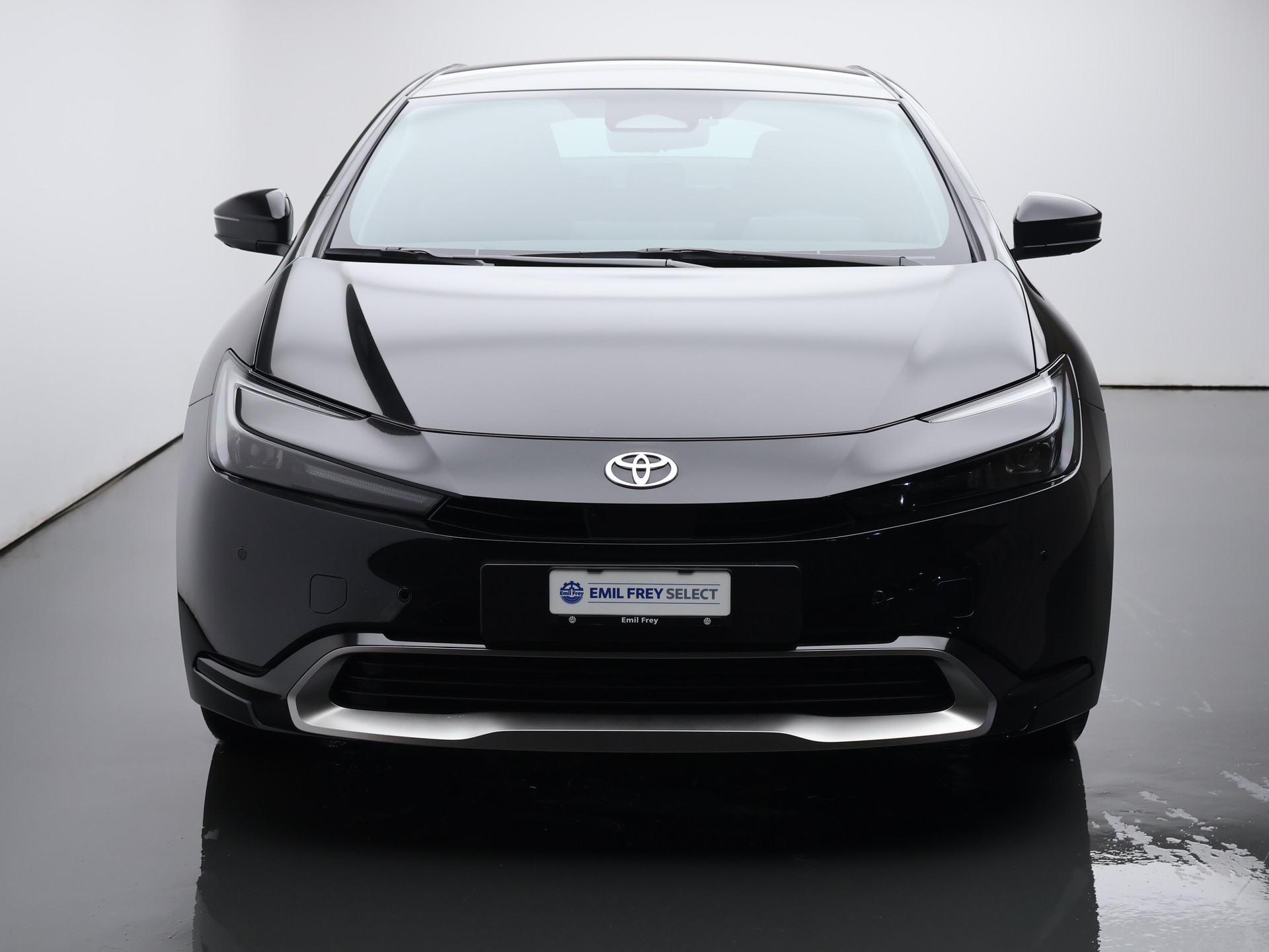 TOYOTA Prius 2.0 Plug-In-Hybrid Premium / Jetzt Leasing ab 0.99% oder Cash-Prämie CHF 3'000.00-image-8