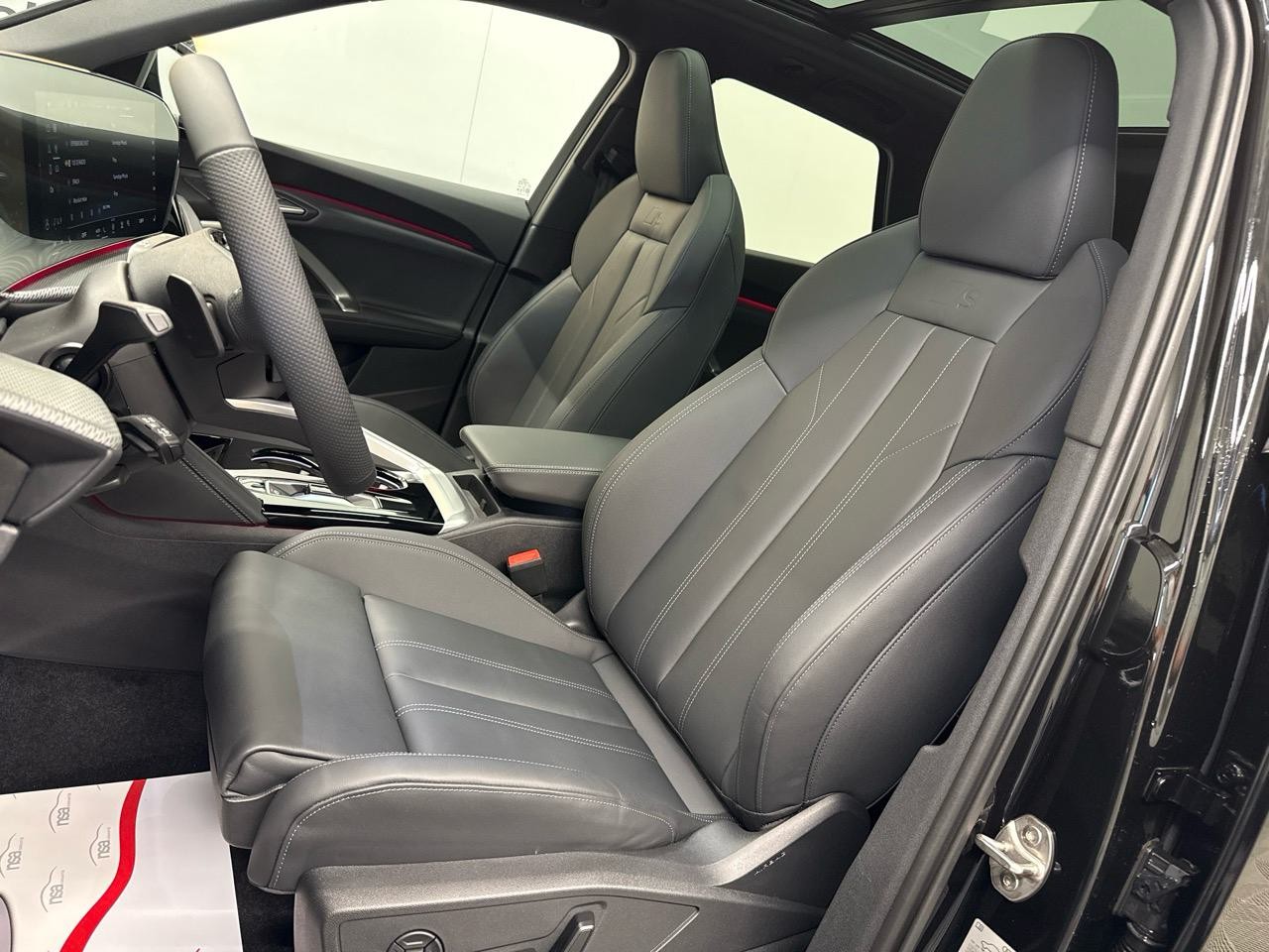 AUDI Q5 TFSI quattro 150 kW S-tronic S-Line-showroom-element-3