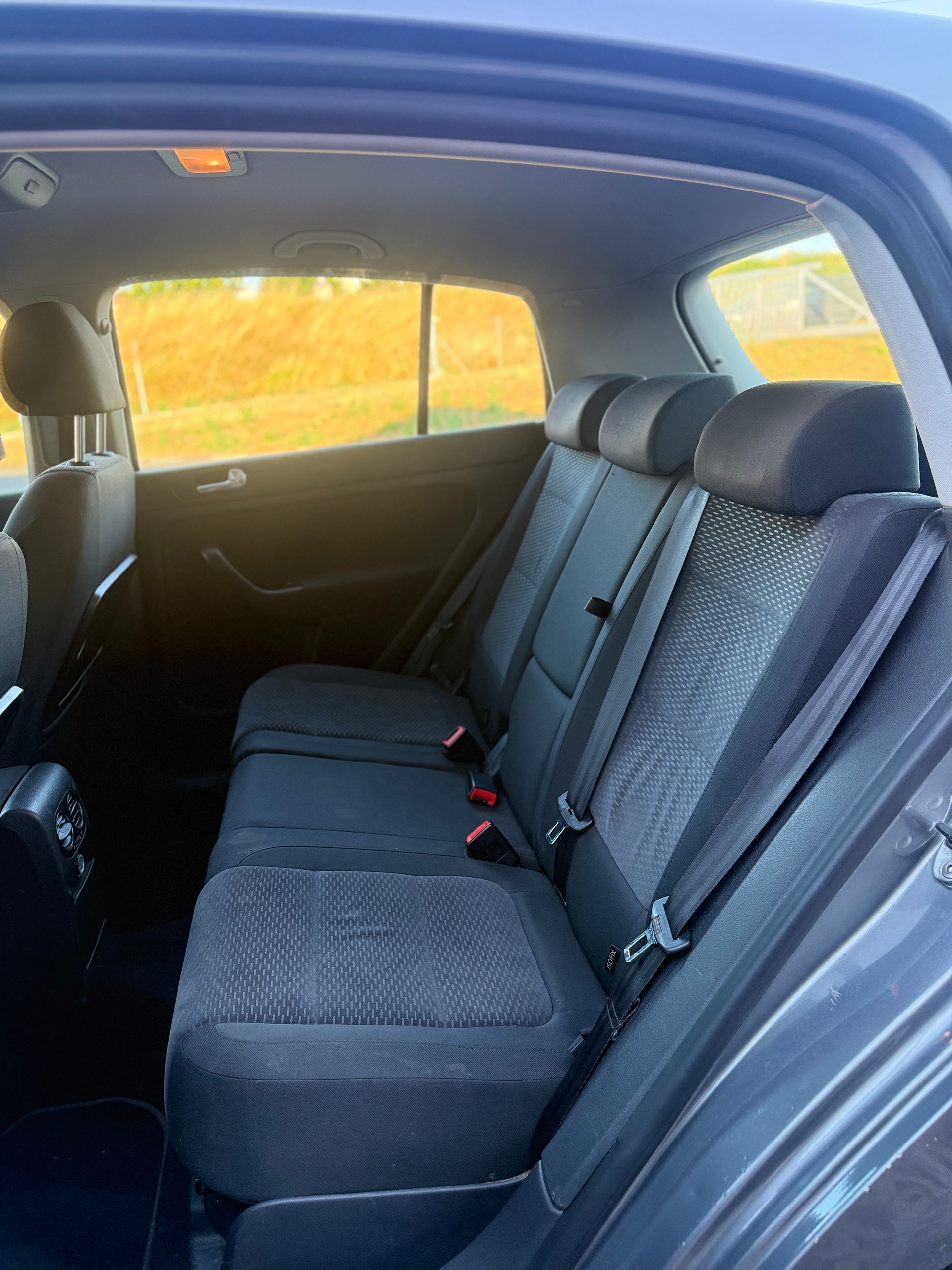VW Golf Plus 1.4 TSI Comfortline DSG-image-8