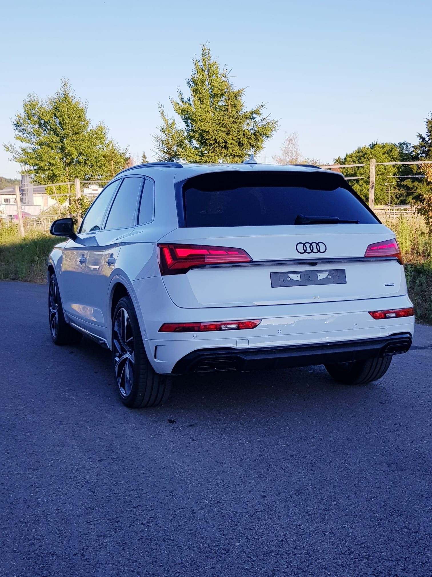 AUDI Q5 45 TFSI S-line quattro S-tronic Leasing Finanzierung Möglich-image-3