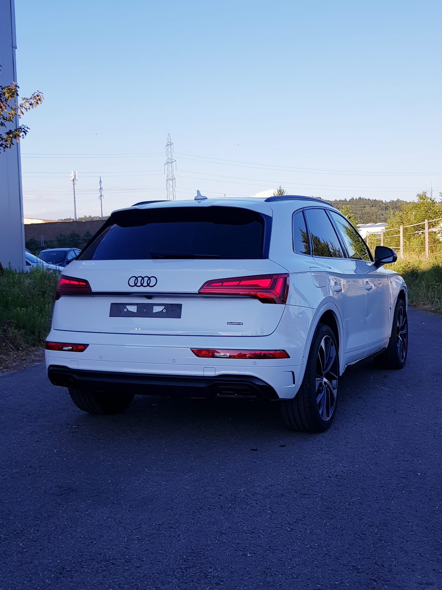 AUDI Q5 45 TFSI S-line quattro S-tronic Leasing Finanzierung Möglich-image-2