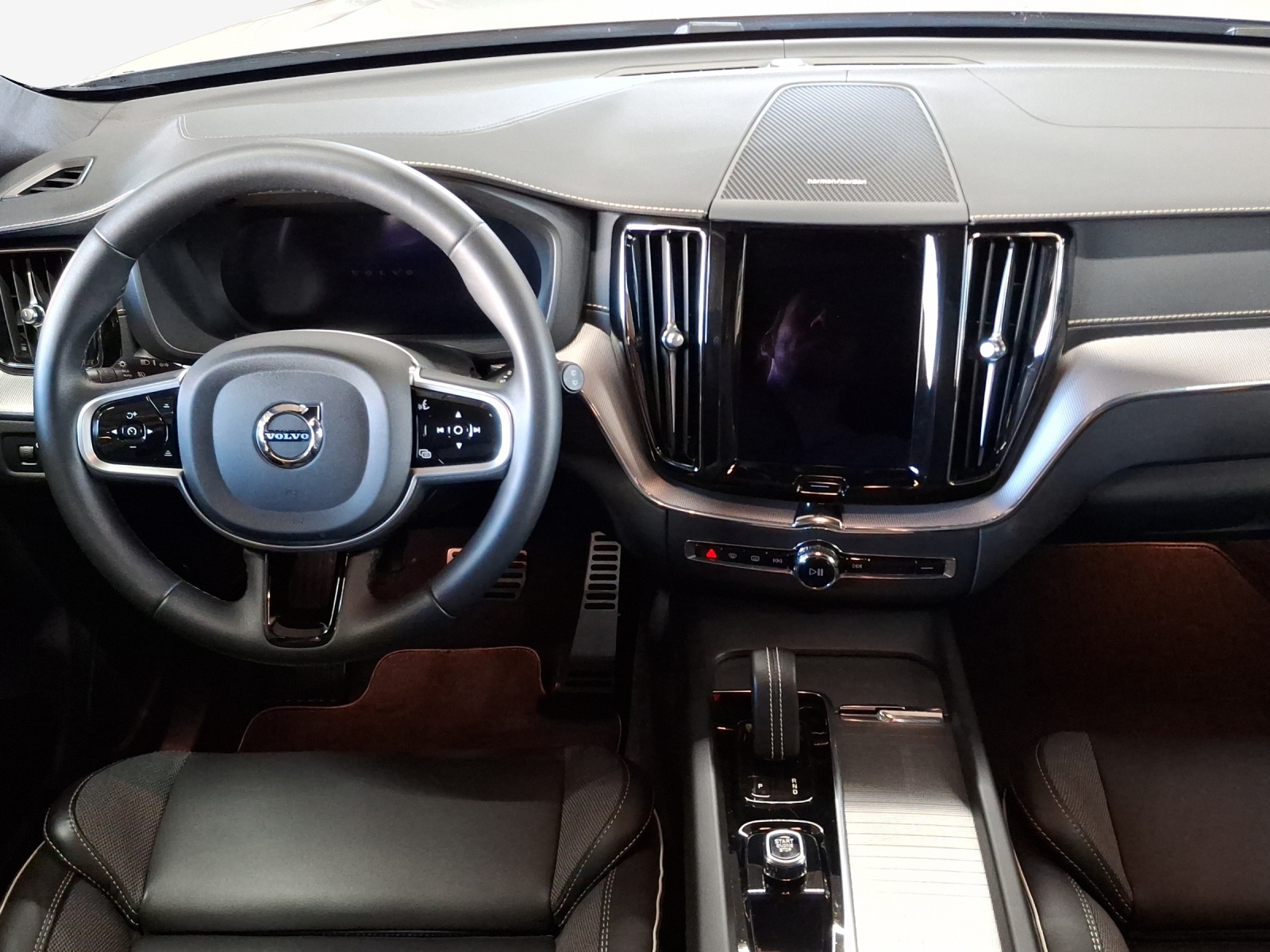VOLVO XC60 T8 eAWD PluginHybrid Polestar Geartronic-image-9