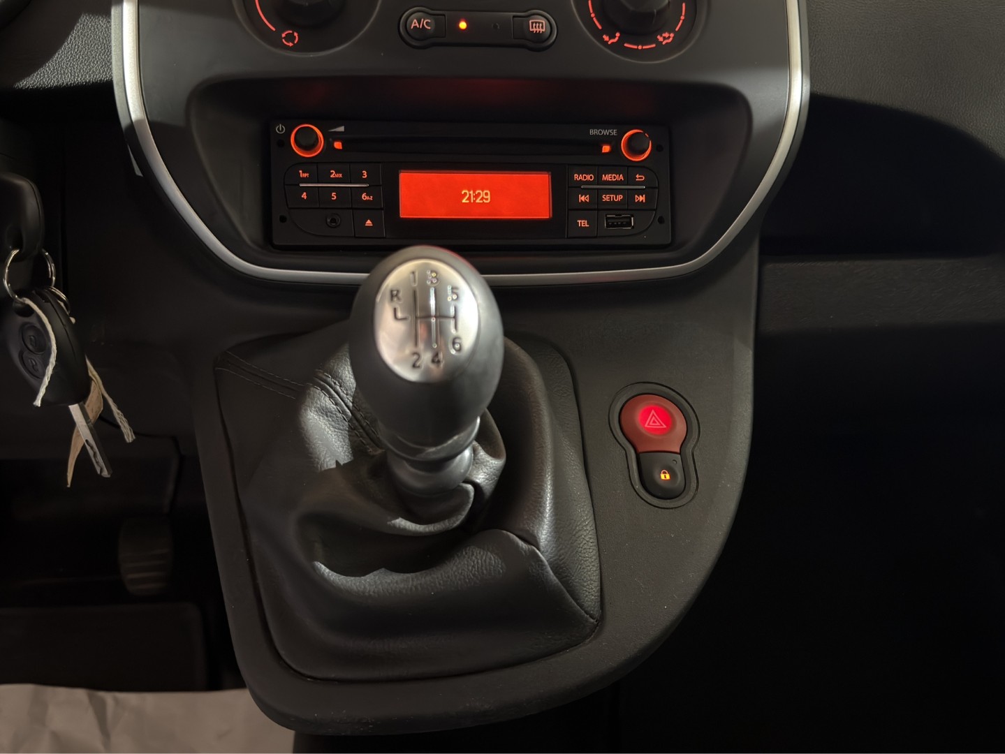 RENAULT Kangoo Medium dCi 95 ENERGY Business-image-10