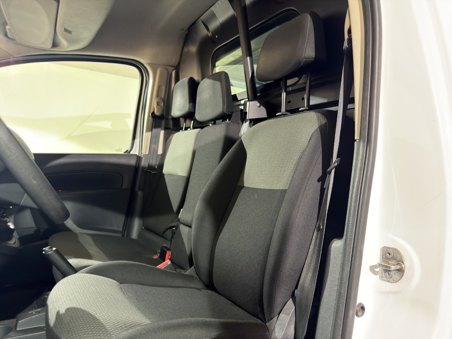 RENAULT Kangoo Medium dCi 95 ENERGY Business-image-17