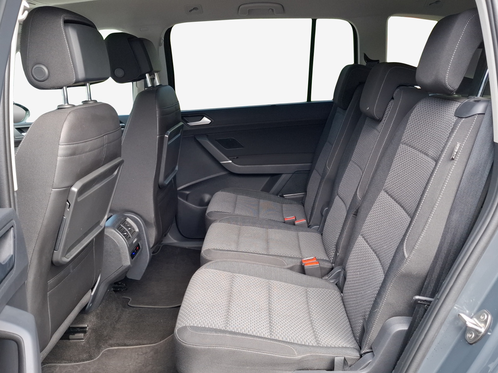 VW Touran 1.5 TSI EVO Comfortline DSG-image-11