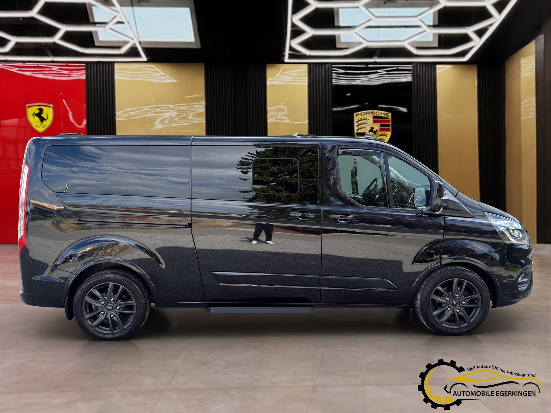 FORD Tourneo Custom 320 L2H1 Titanium X A-image-3