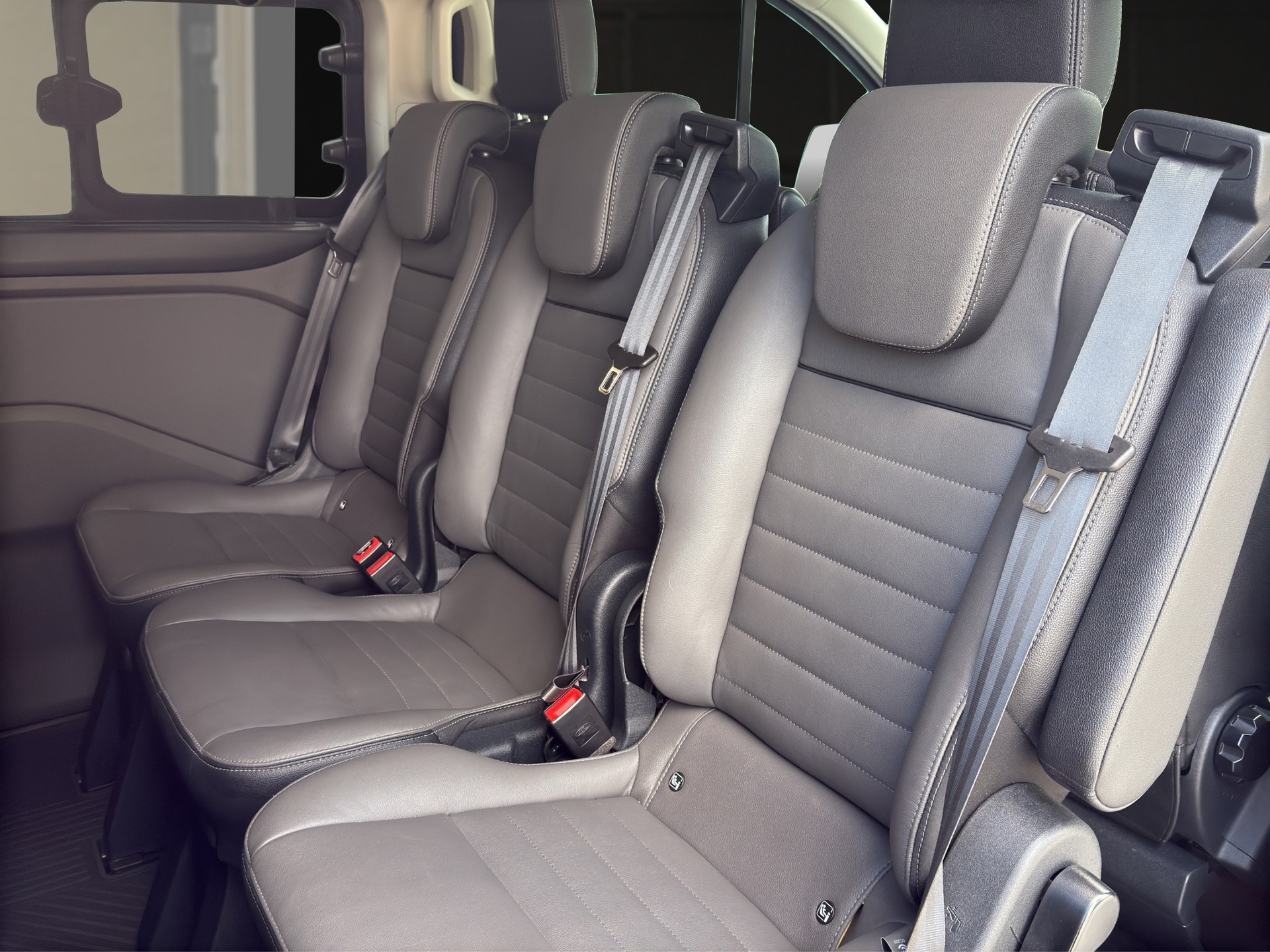 FORD Tourneo Custom 320 L2H1 Titanium X A-image-13