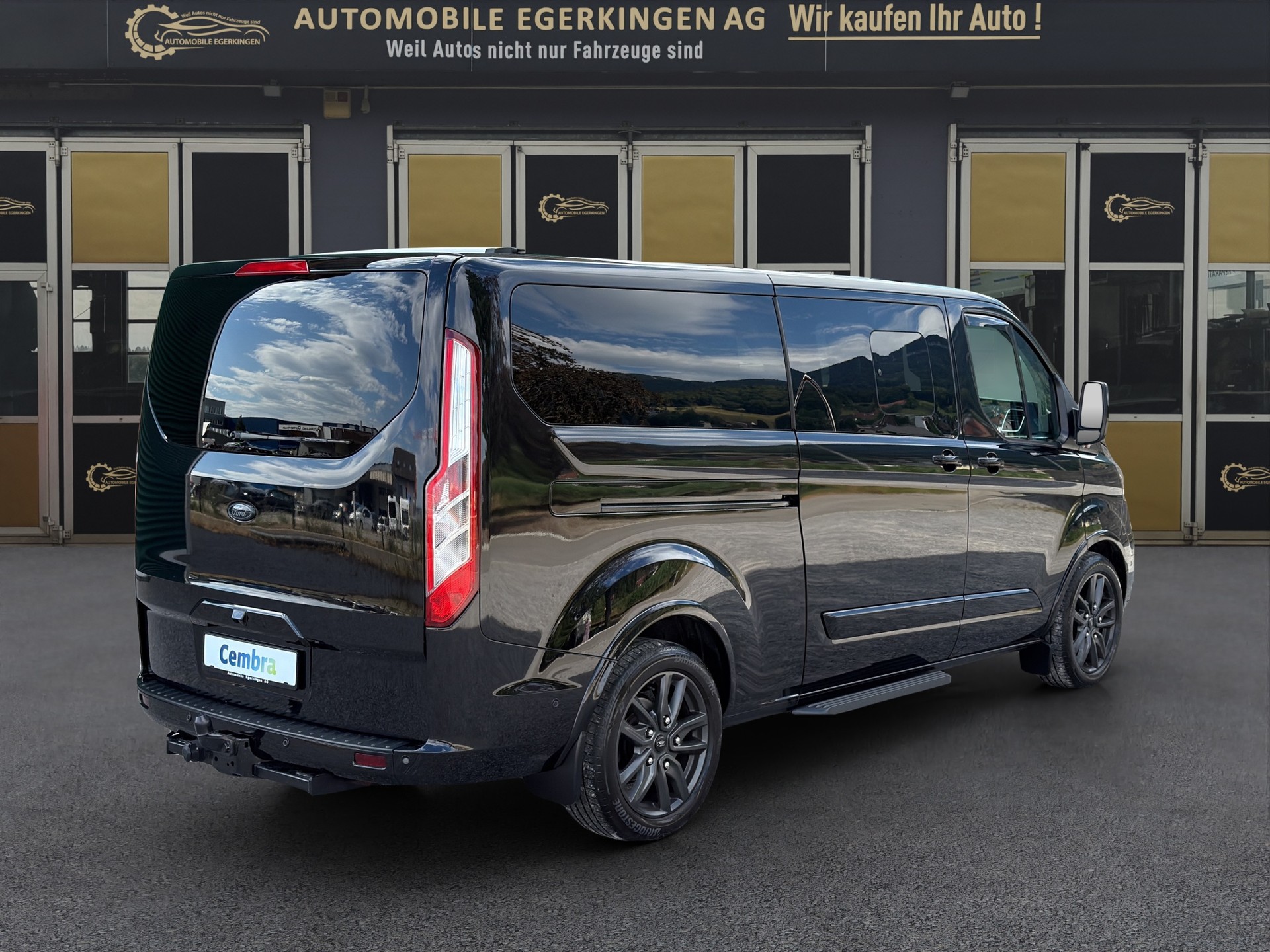 FORD Tourneo Custom 320 L2H1 Titanium X A-image-4