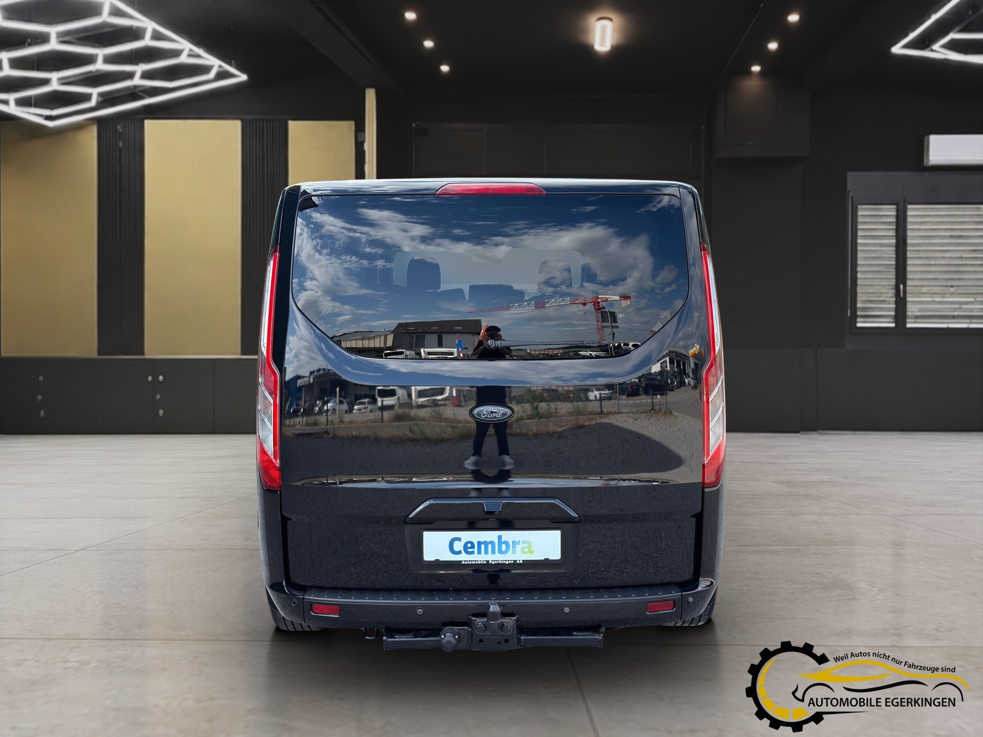 FORD Tourneo Custom 320 L2H1 Titanium X A-image-5