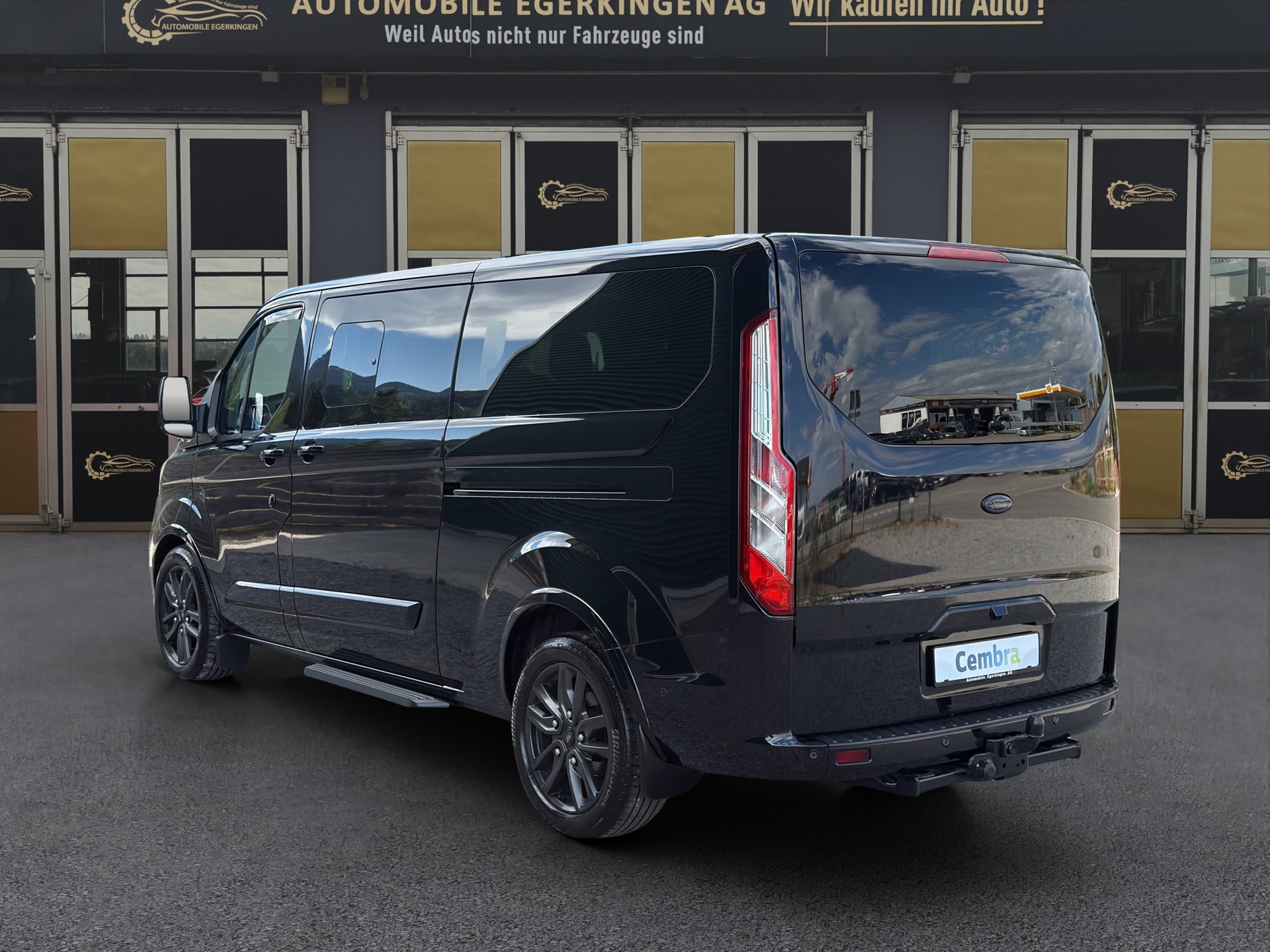 FORD Tourneo Custom 320 L2H1 Titanium X A-image-6