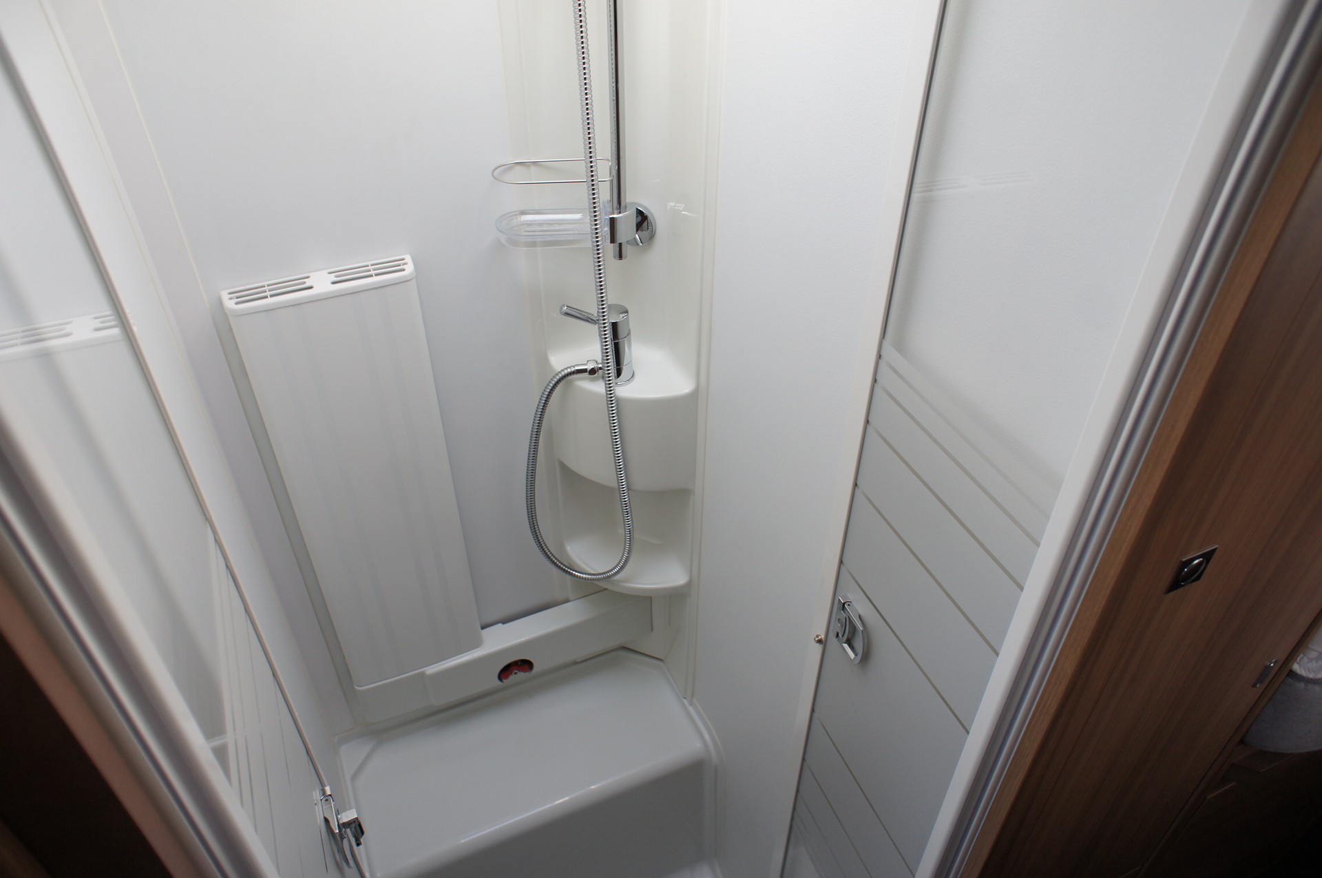 ADRIA Coral Supreme 670 DL-image-19