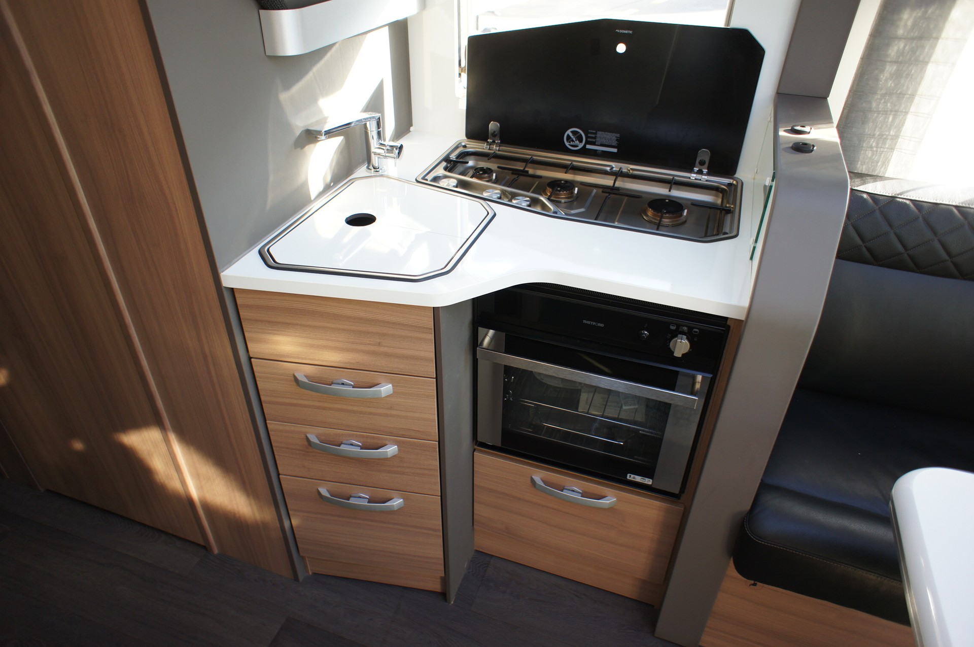 ADRIA Coral Supreme 670 DL-image-15