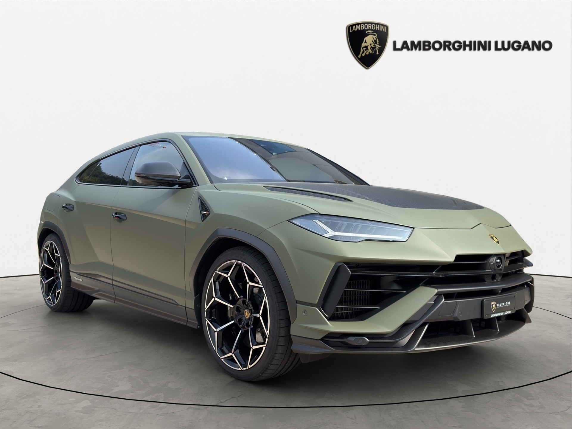 LAMBORGHINI Urus Performante MY24 Selezione Certified Pre-Owned Certifications: 150-point check list Lamborghini Lugano-showroom-element-1