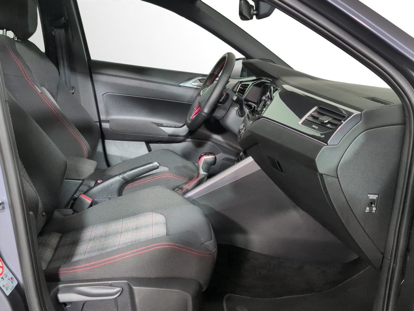VW Polo 2.0 TSI GTI DSG-image-6