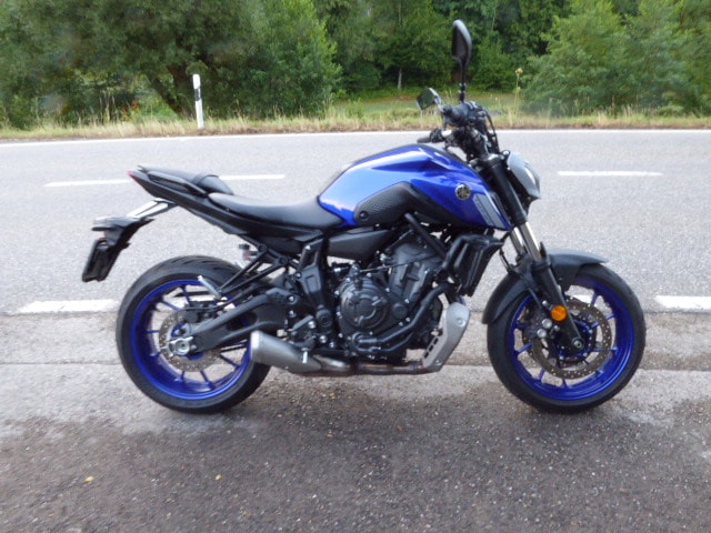 YAMAHA MT-07