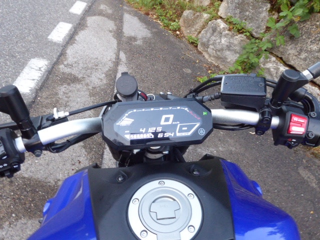 YAMAHA MT-07-image-4