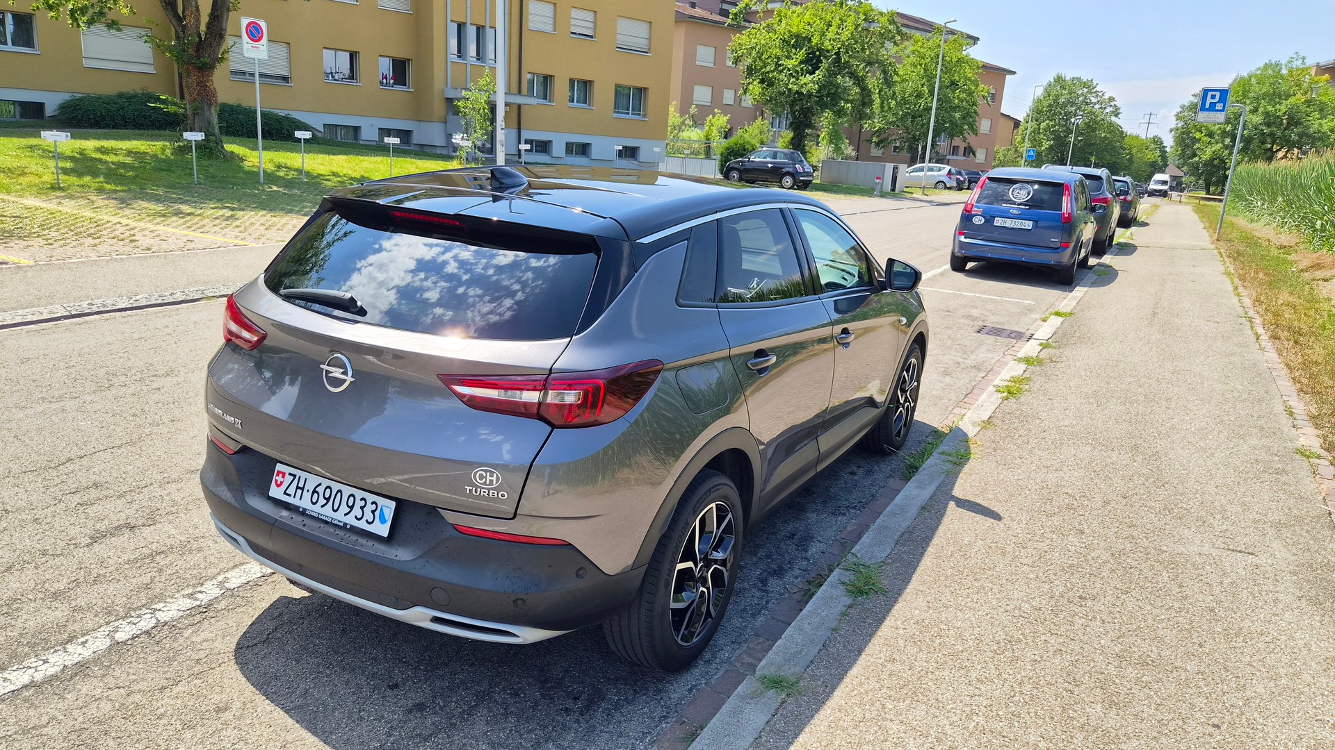 OPEL Grandland X 1.6 TP Ultimate Automatik-image-4