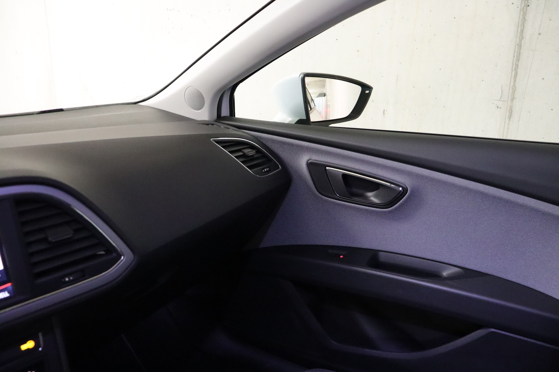 SEAT Leon ST 2.0 TDI CR Style DSG-image-16