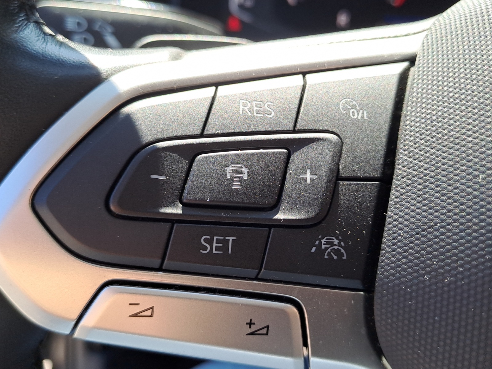 VW Taigo 1.0 TSI Life DSG-image-15