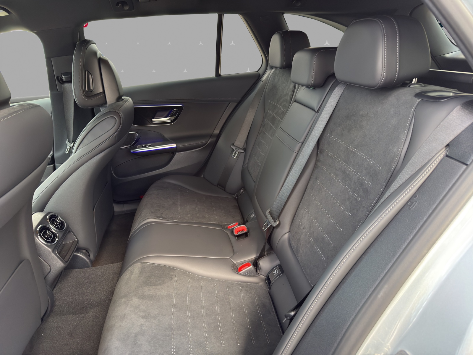 MERCEDES-BENZ C 220 d T 4 Matic Swiss Star-image-13