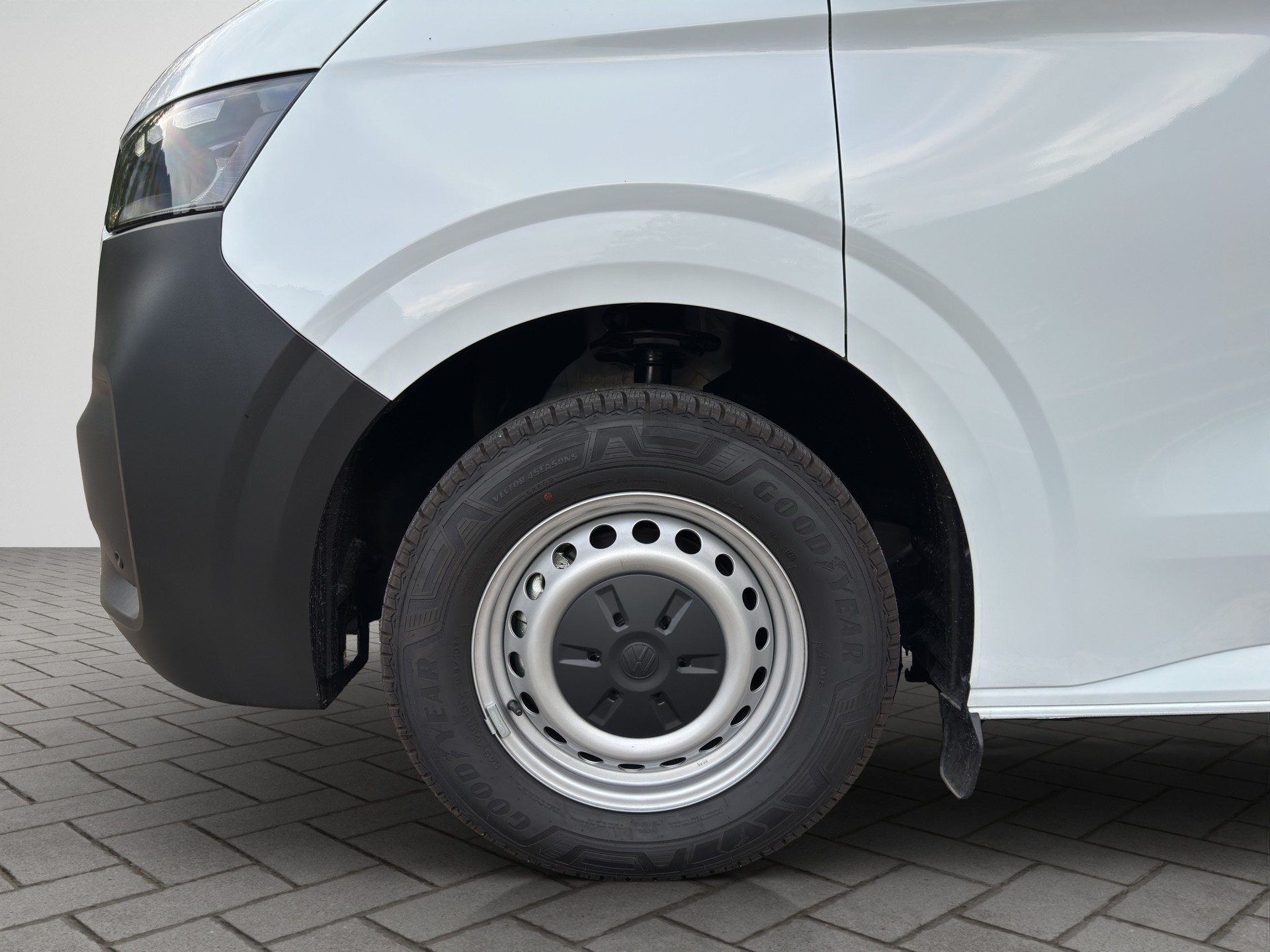 VW Transporter 2.0 TDI-image-18