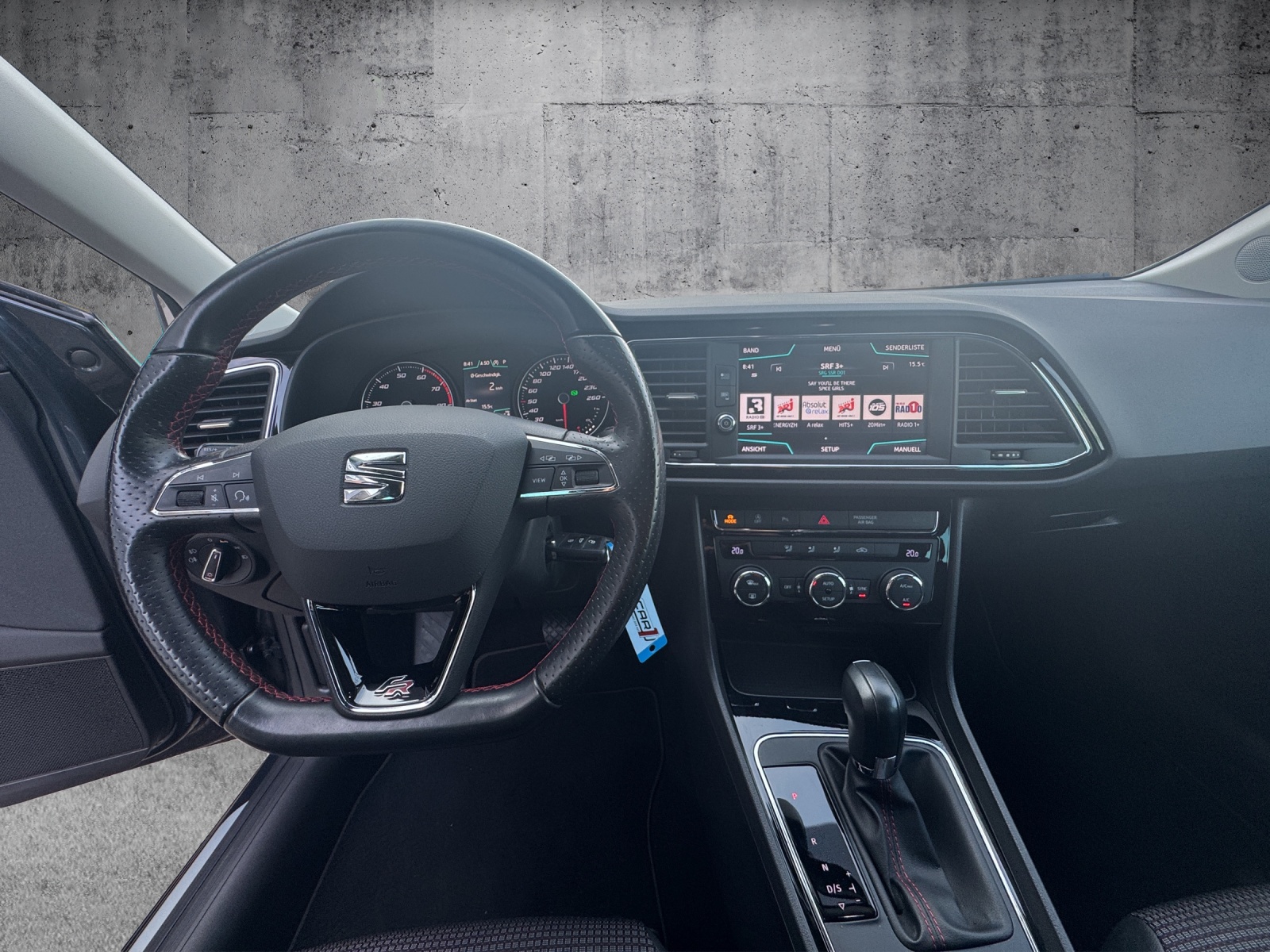 SEAT Leon 1.5 TSI EVO FR ACT FR DSG-image-14