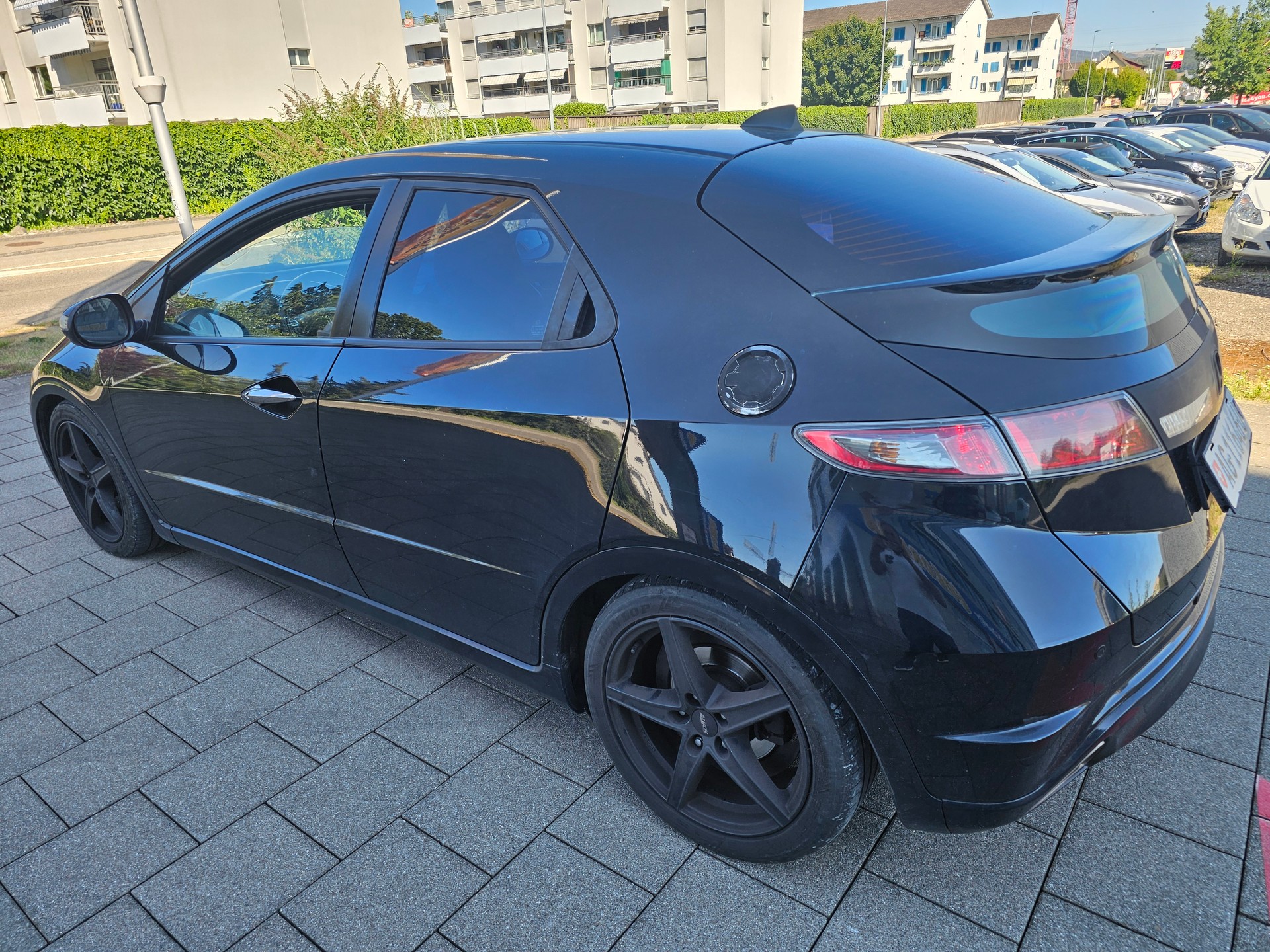 HONDA Civic 1.8i Executive-image-6