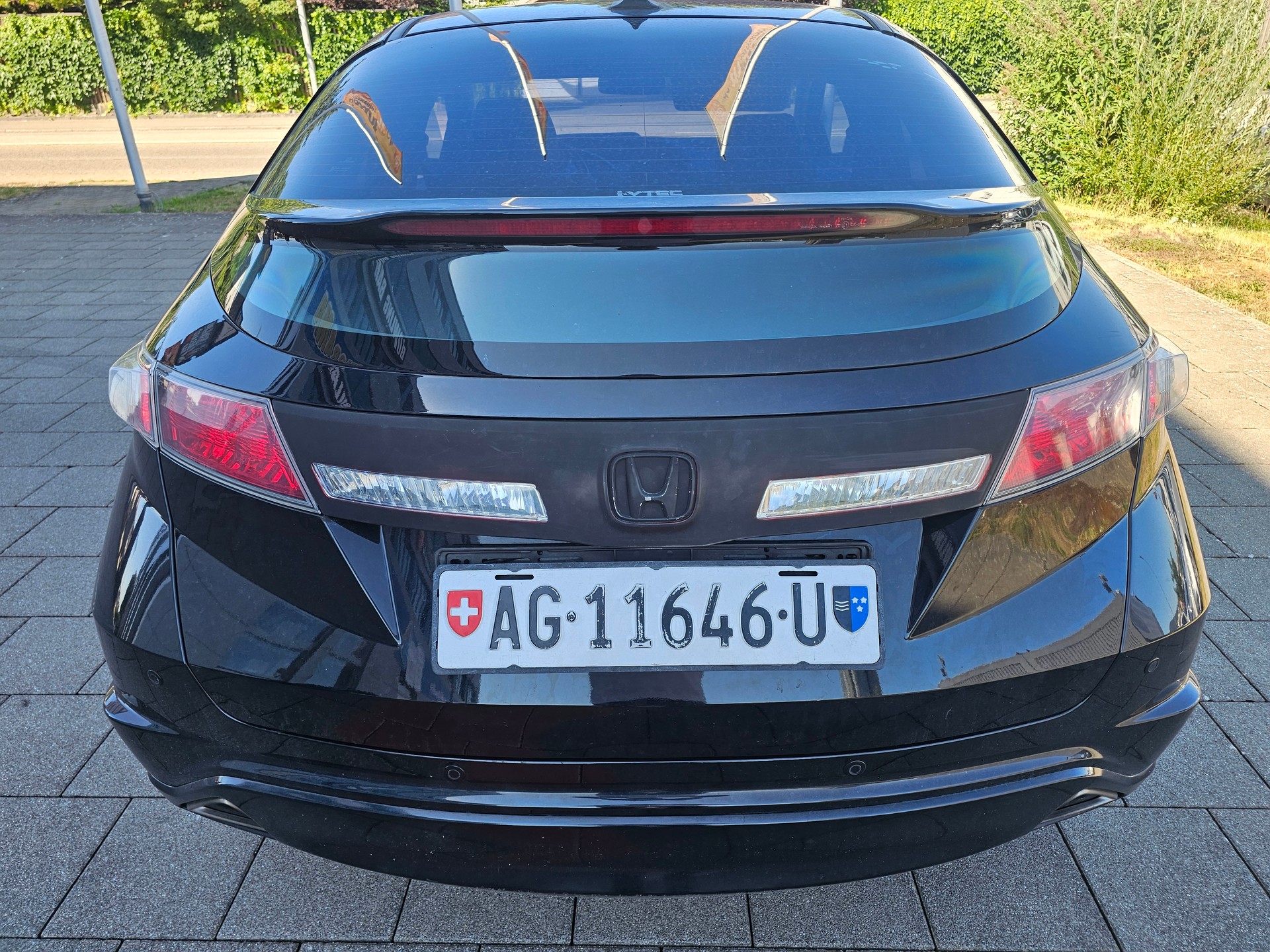 HONDA Civic 1.8i Executive-image-4