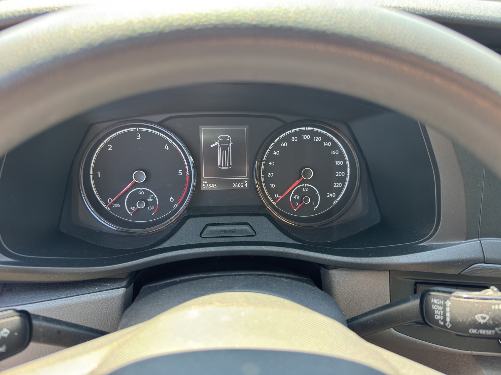 VW T6.1 2.0 TDI-image-9