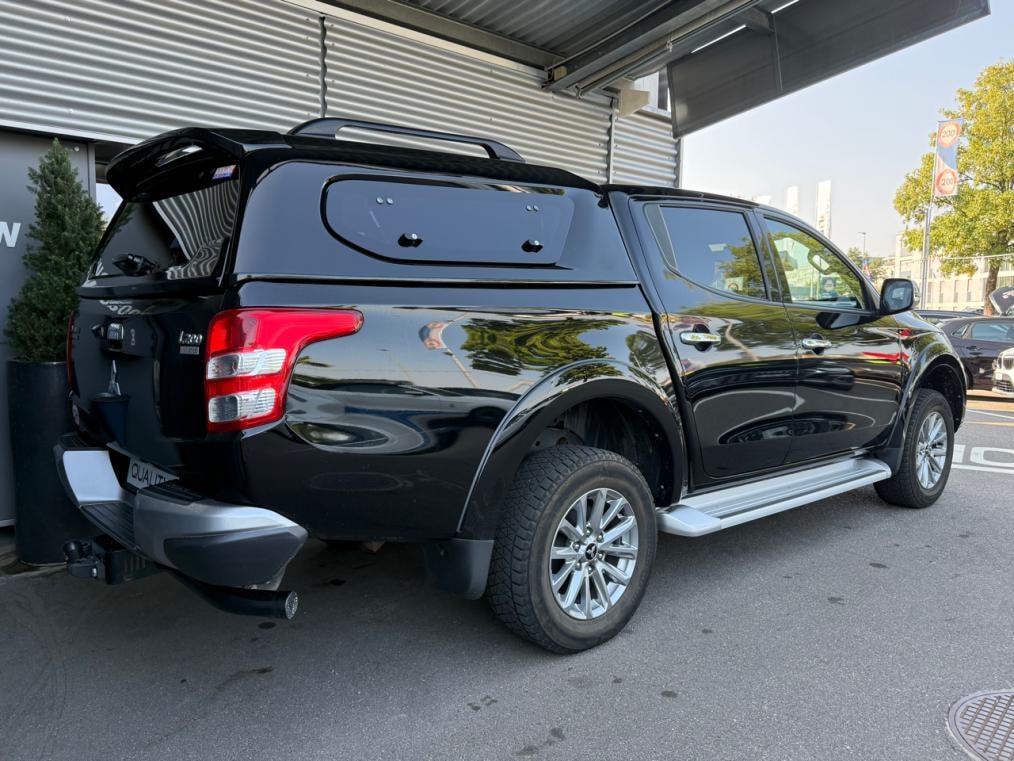 MITSUBISHI L 200 2.4 Style Double Cab-image-2