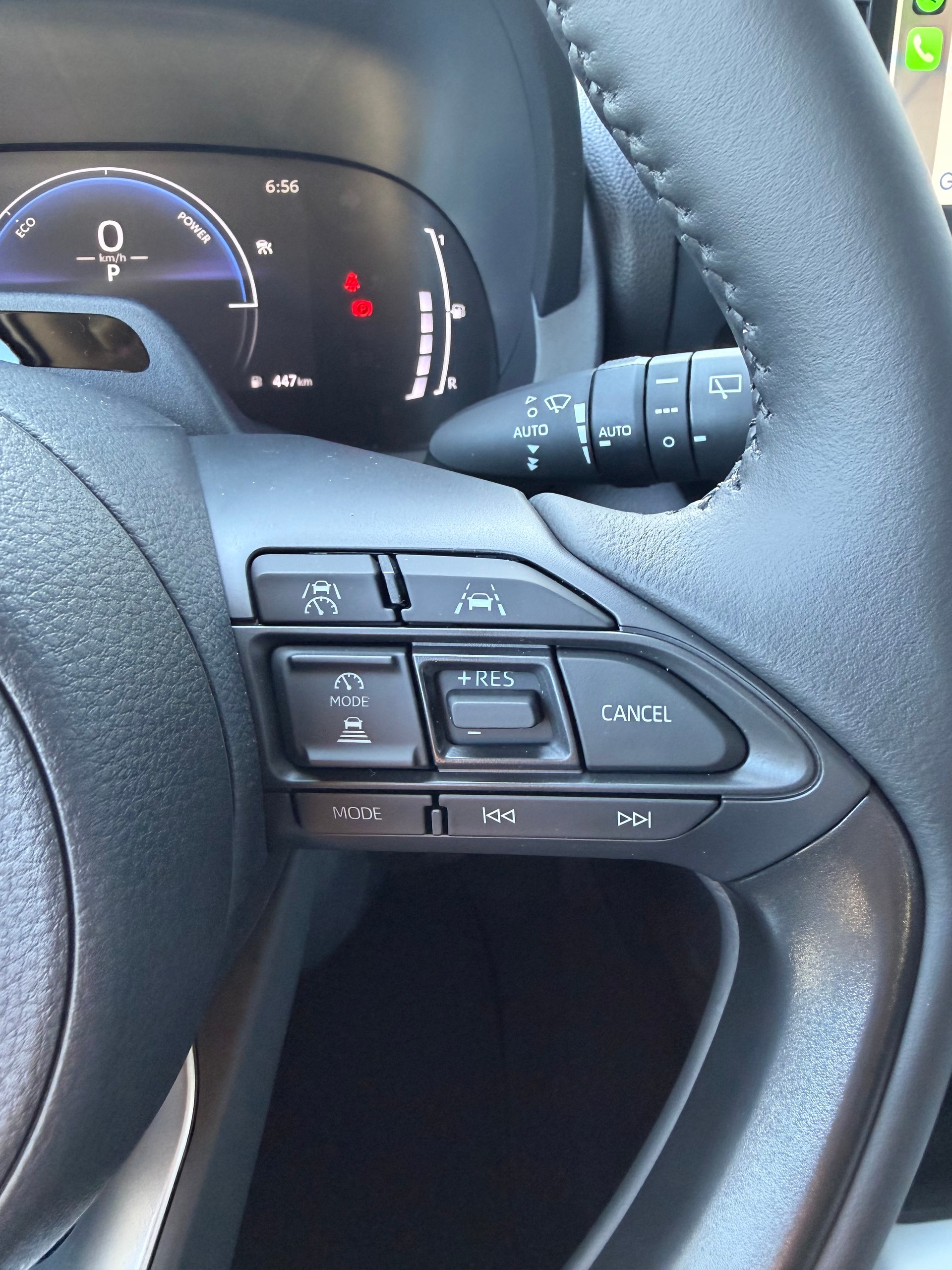 TOYOTA Yaris Cross 1.5 Comfort AWDi e-CVT-image-17