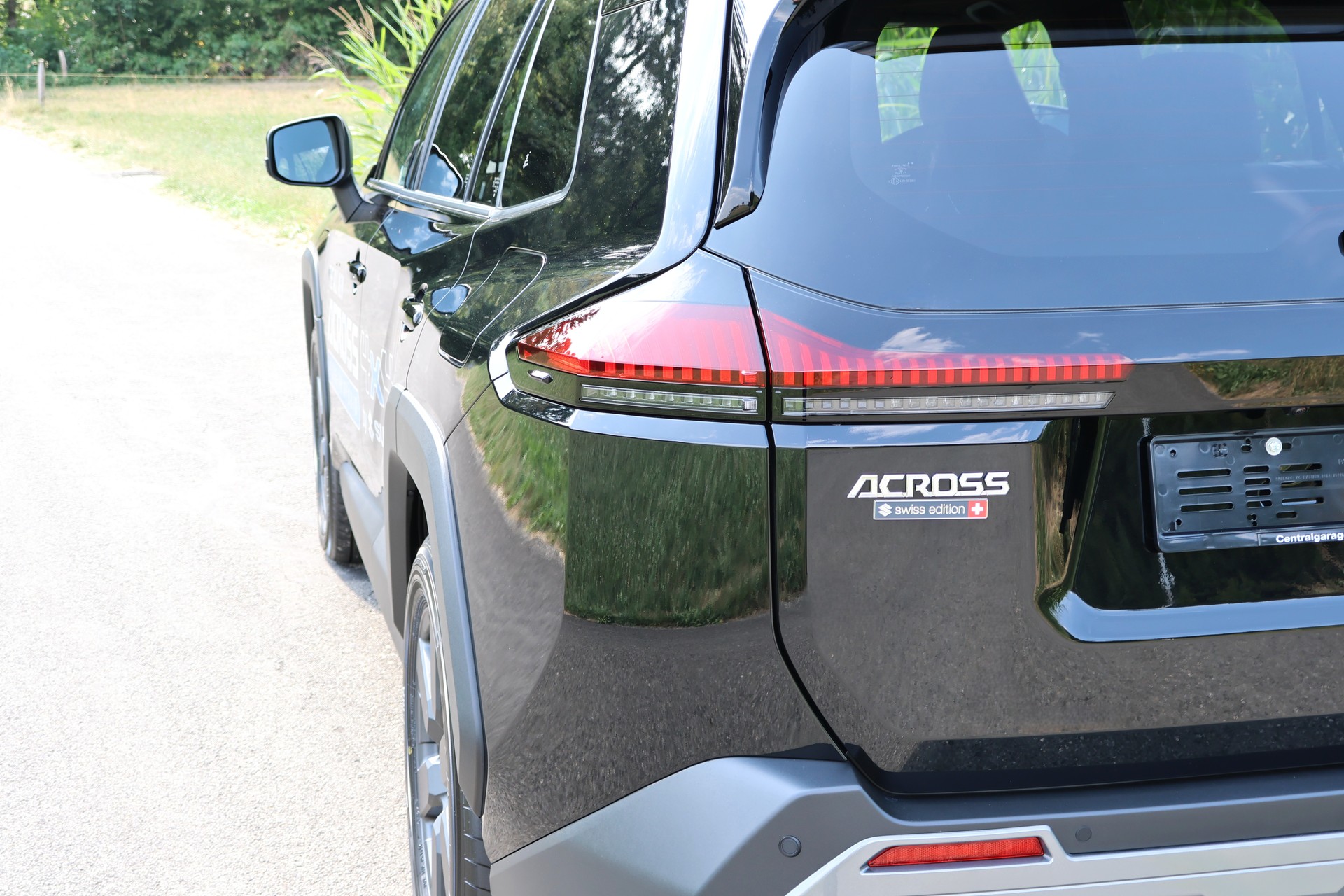 SUZUKI Across 2.5 Plug-in-Hybrid Compact Top E-CVT-image-15