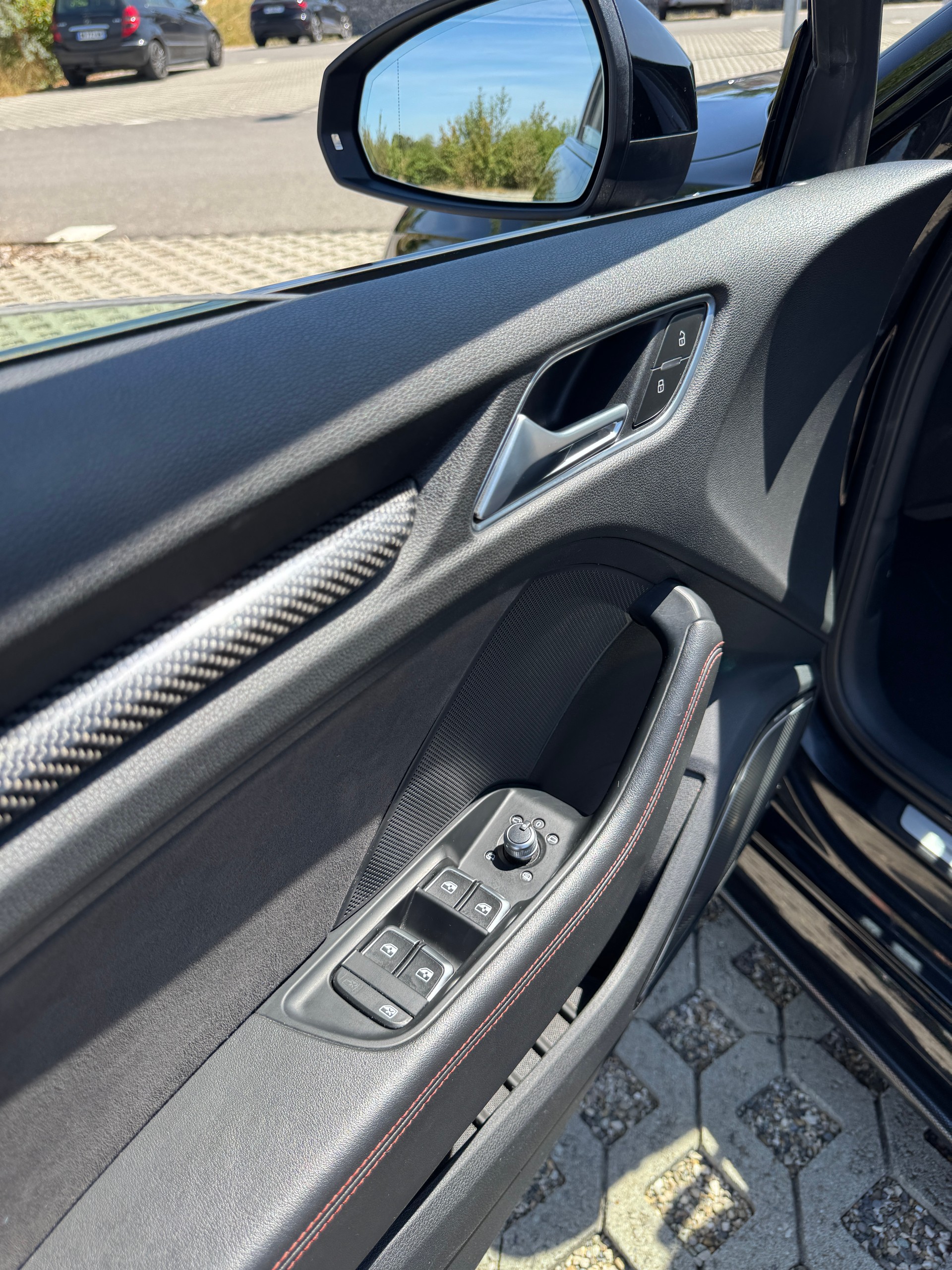 AUDI Sportback-image-14
