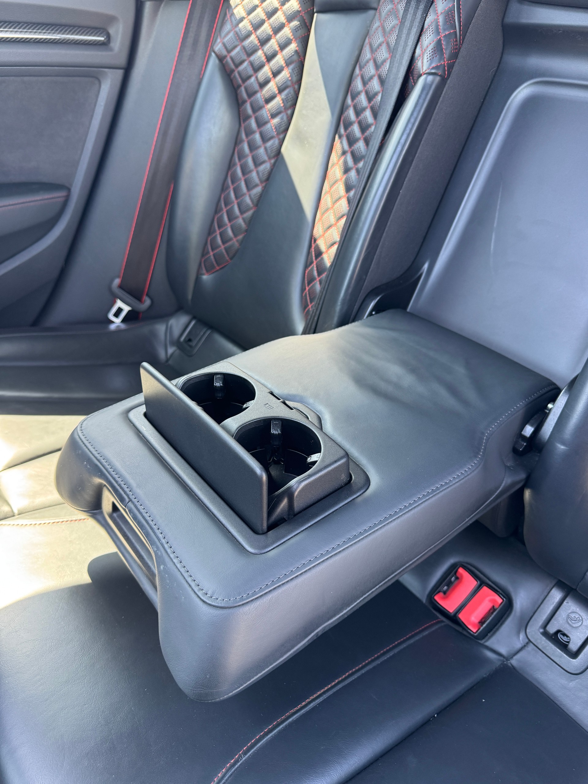 AUDI Sportback-image-9