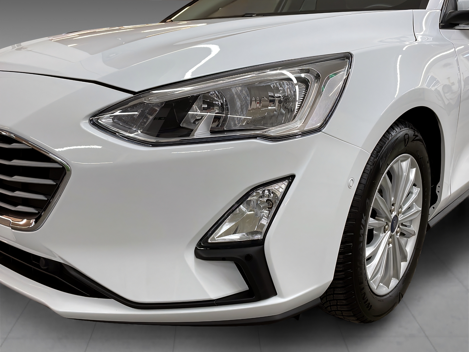 FORD Focus 1.0i EcoB 125 Trend+-image-9