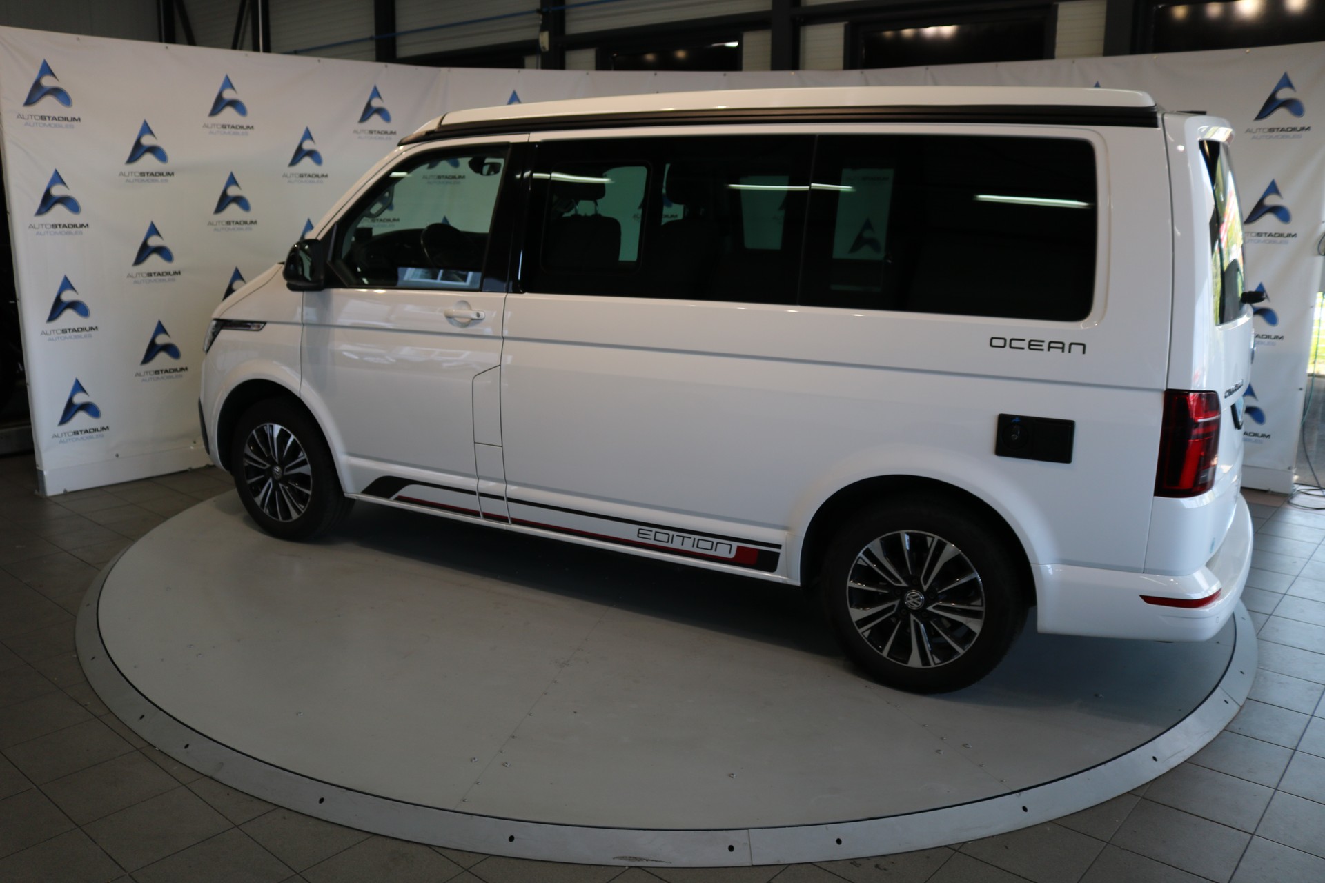 VW T6.1 California 2.0 TDI Ocean DSG-image-16