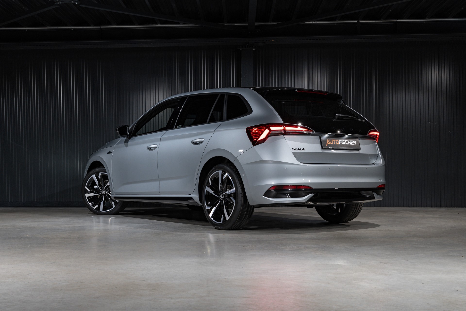 SKODA Scala 1.5 TSI Monte Carlo DSG-image-1