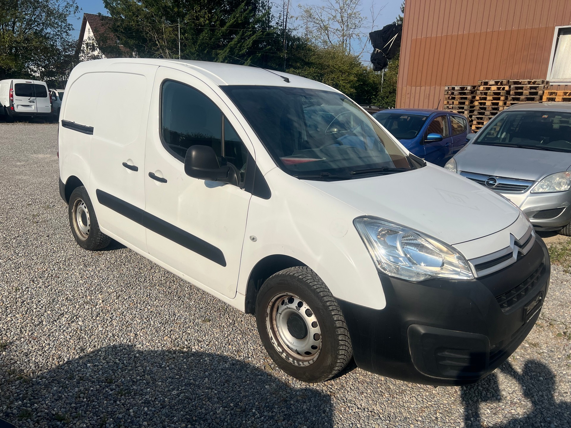 CITROEN Berlingo 1.6 VTi 98 Business-image-2