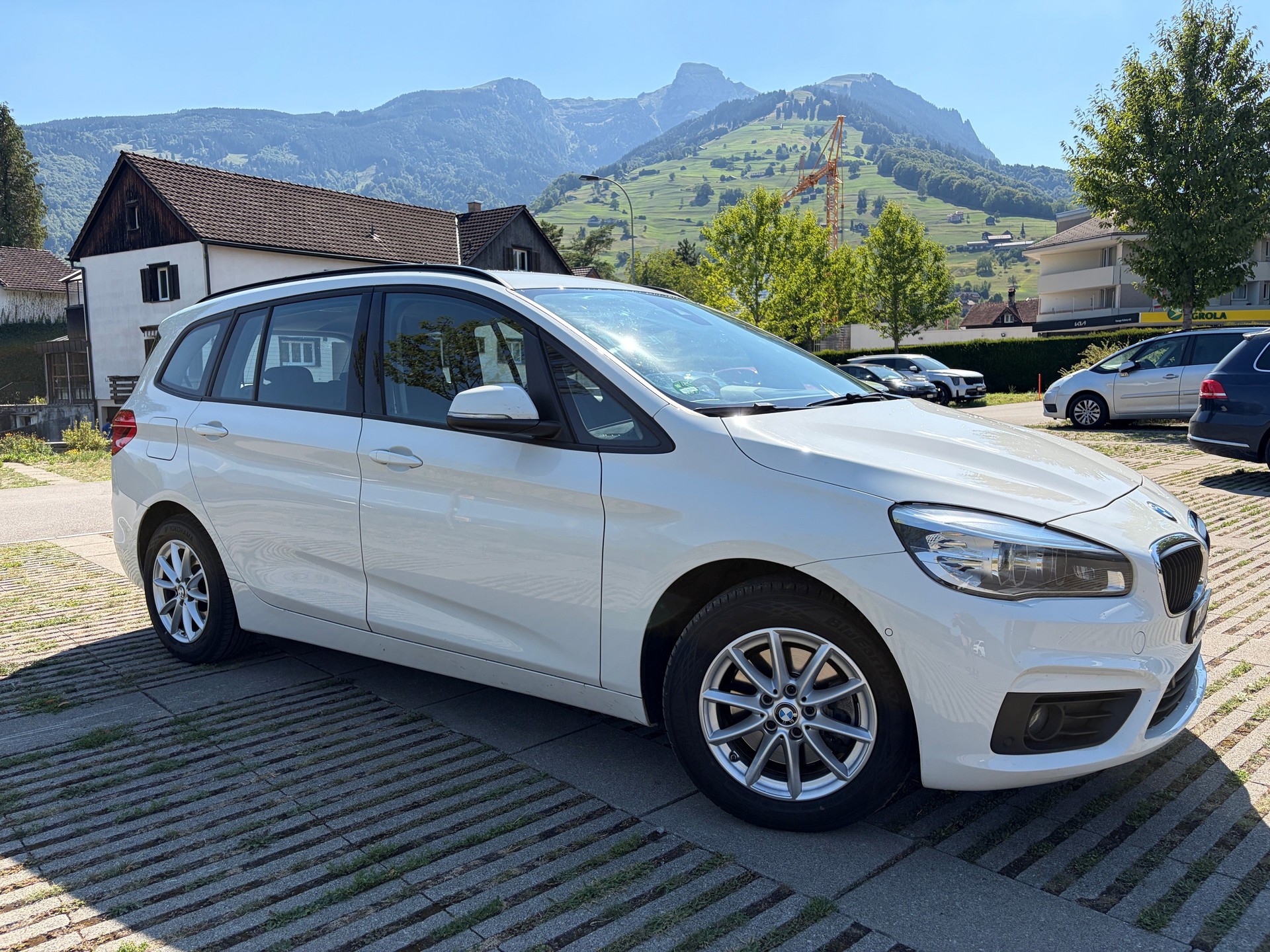 BMW 218 Gran Tourer-image-0