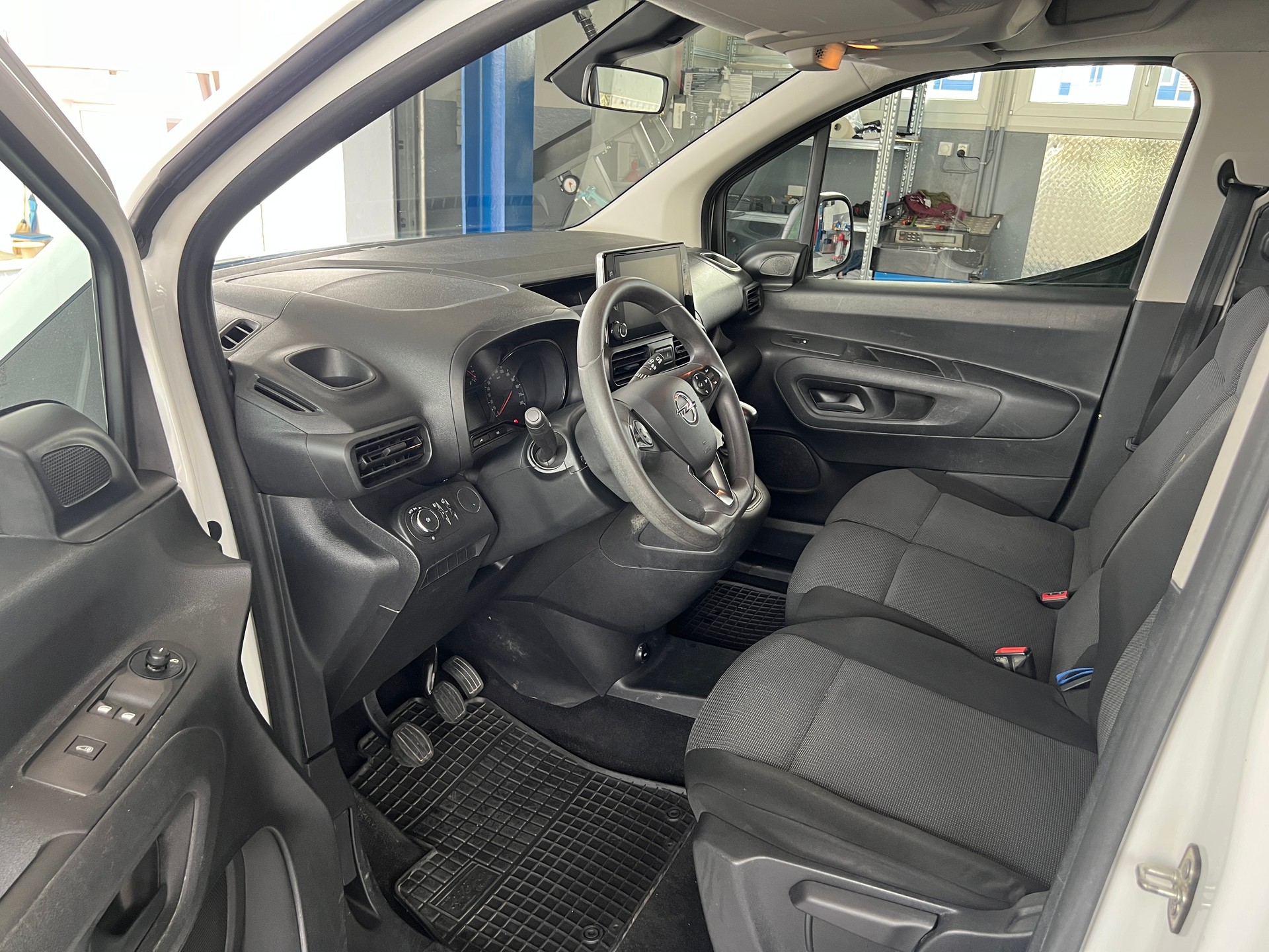 OPEL Combo 1.2 Benzin-image-6
